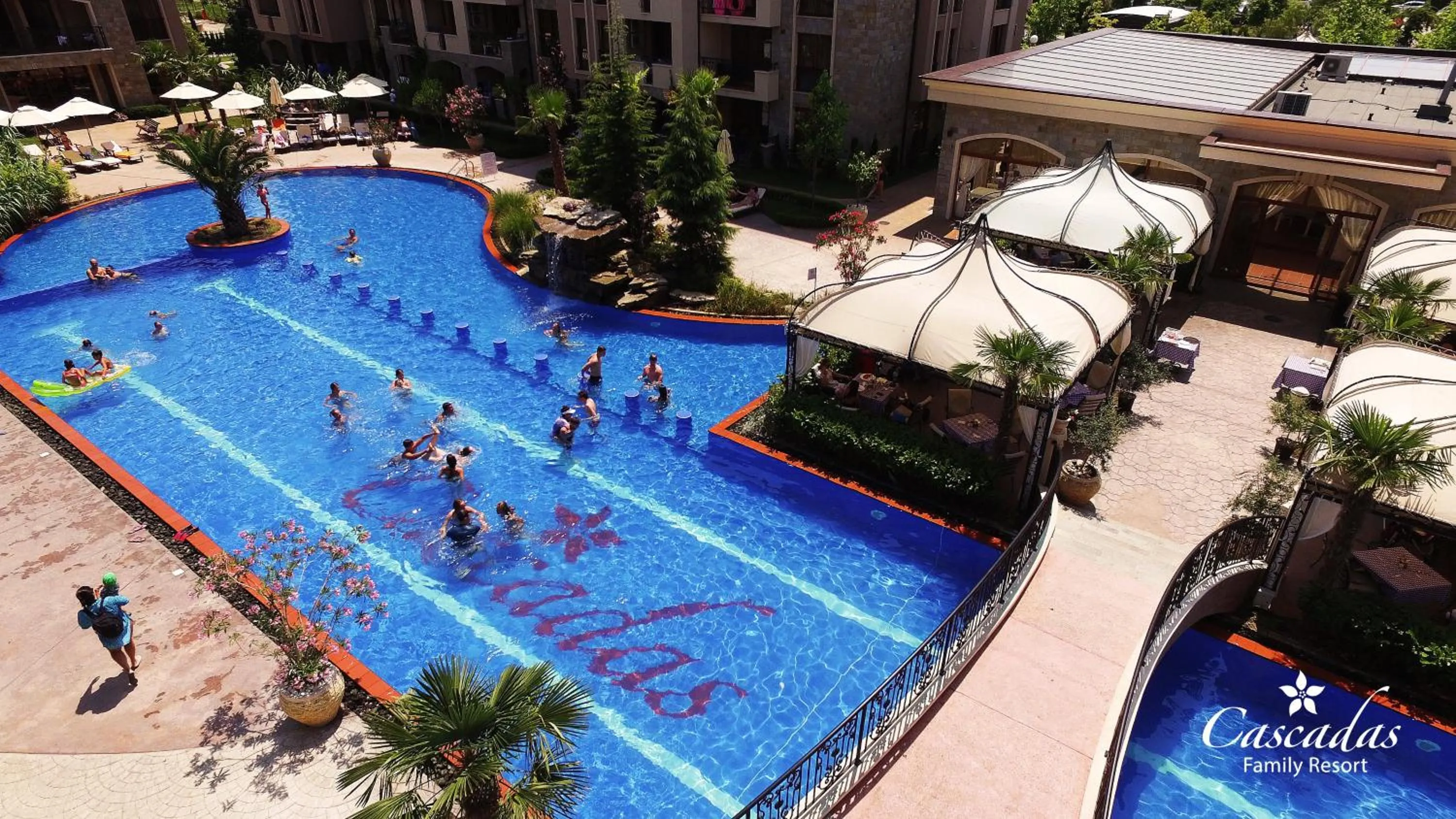 Restaurant/places to eat in Cascadas Family Resort