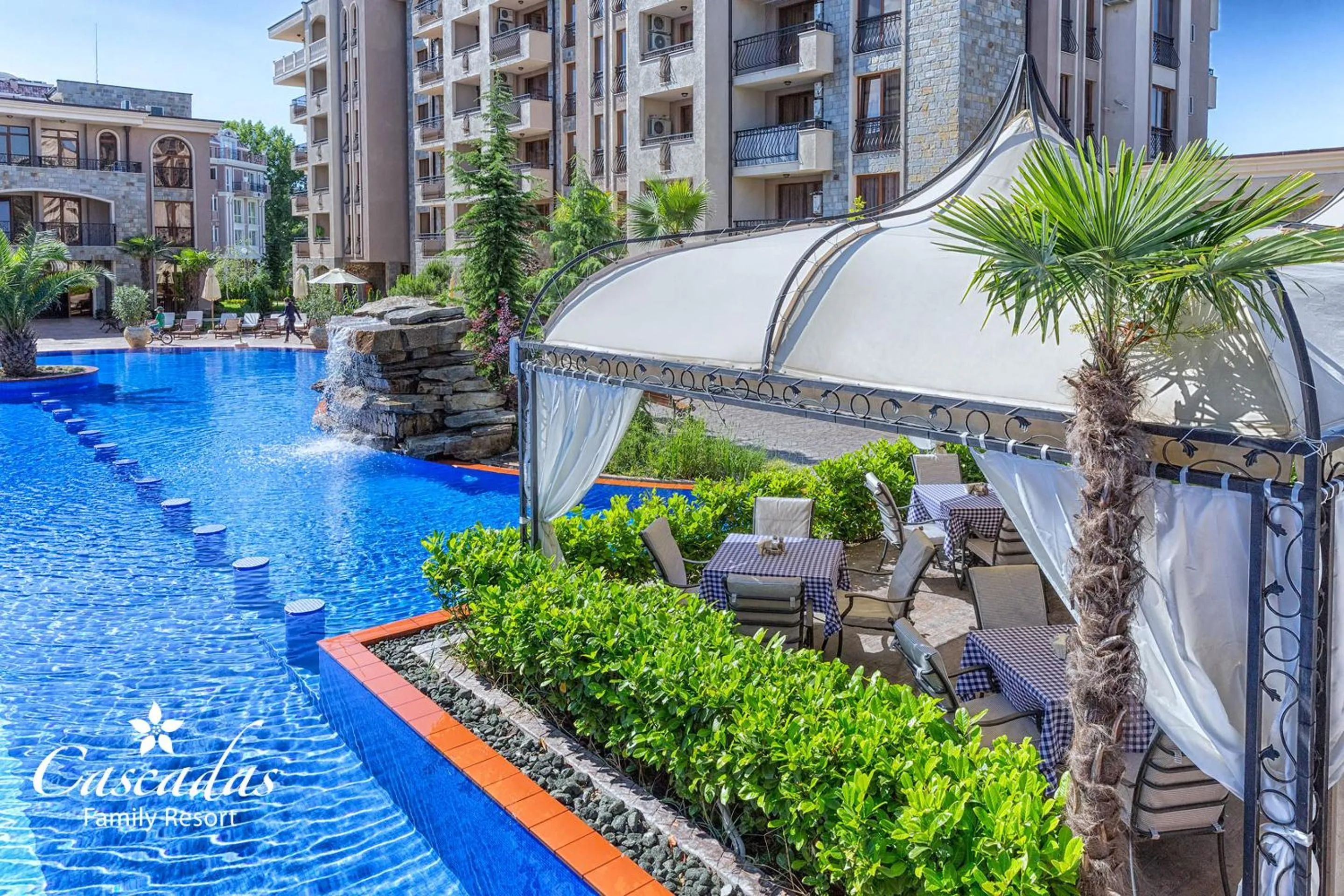 Restaurant/places to eat in Cascadas Family Resort