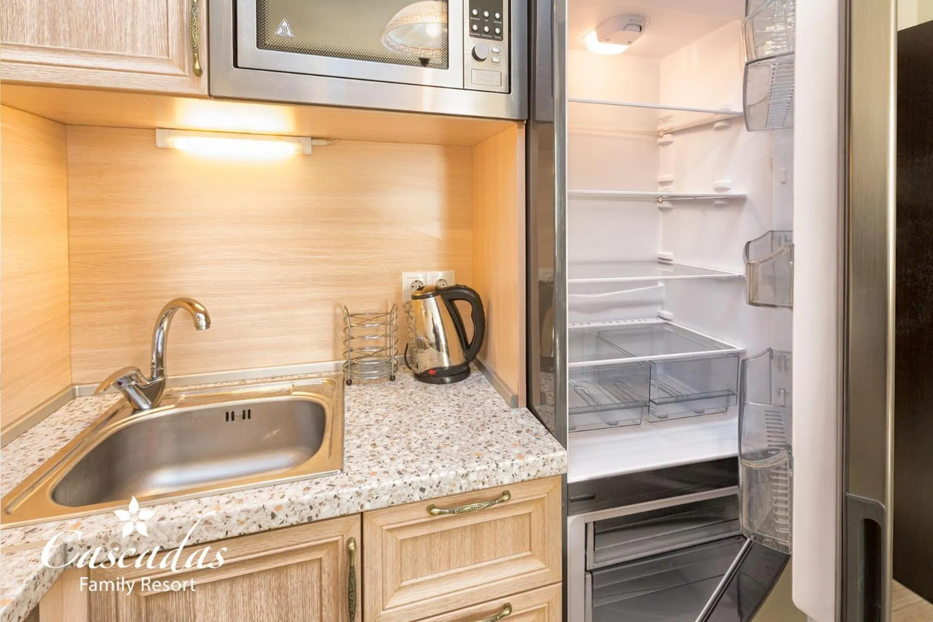 Coffee/tea facilities in Cascadas Family Resort