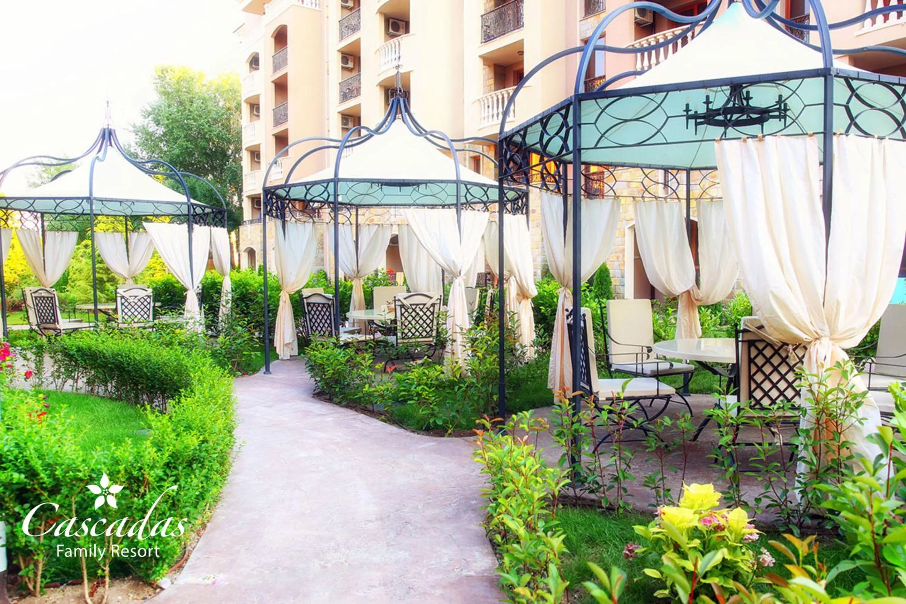 Restaurant/places to eat in Cascadas Family Resort