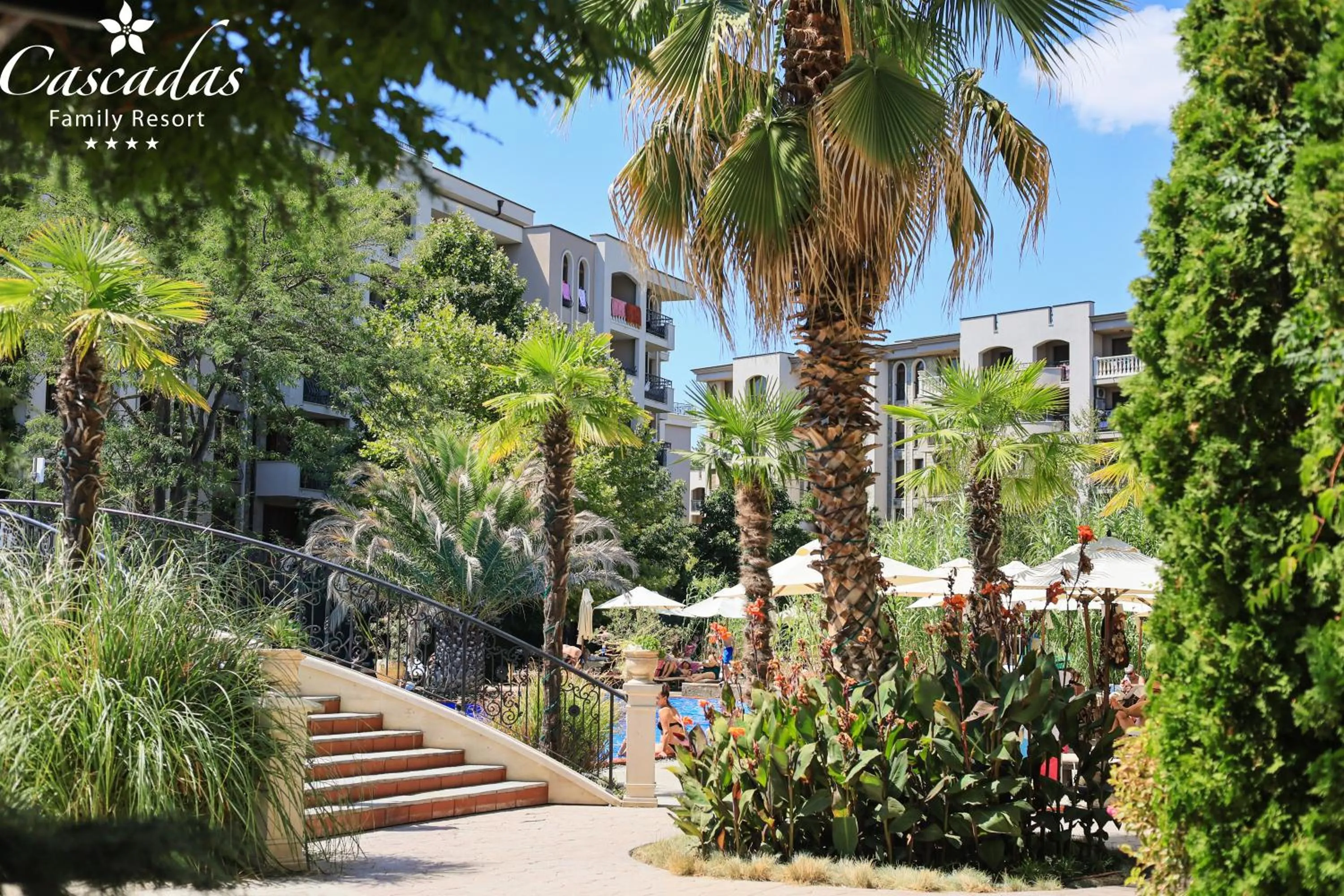 Garden in Cascadas Family Resort