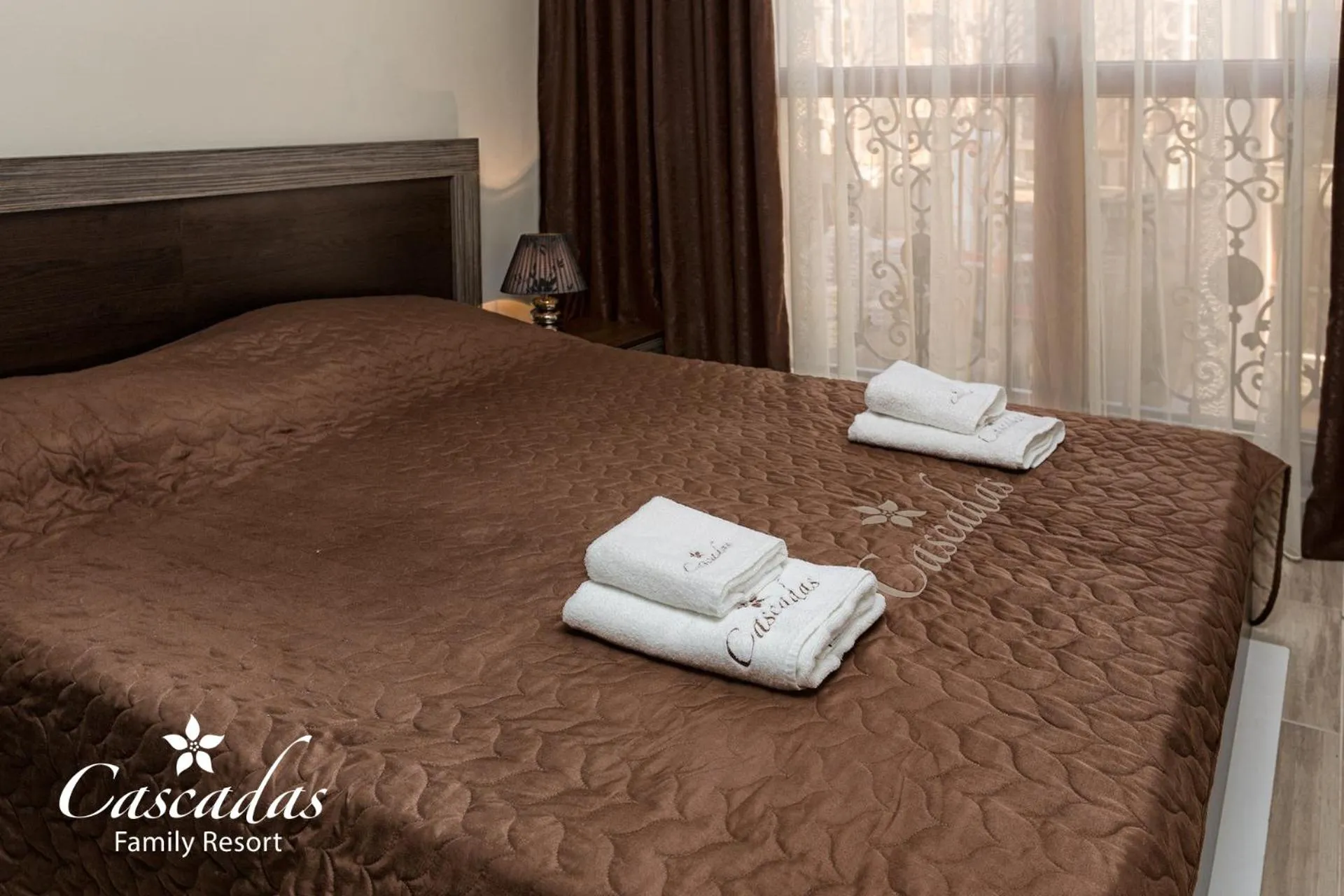 Photo of the whole room, Bed in Cascadas Family Resort