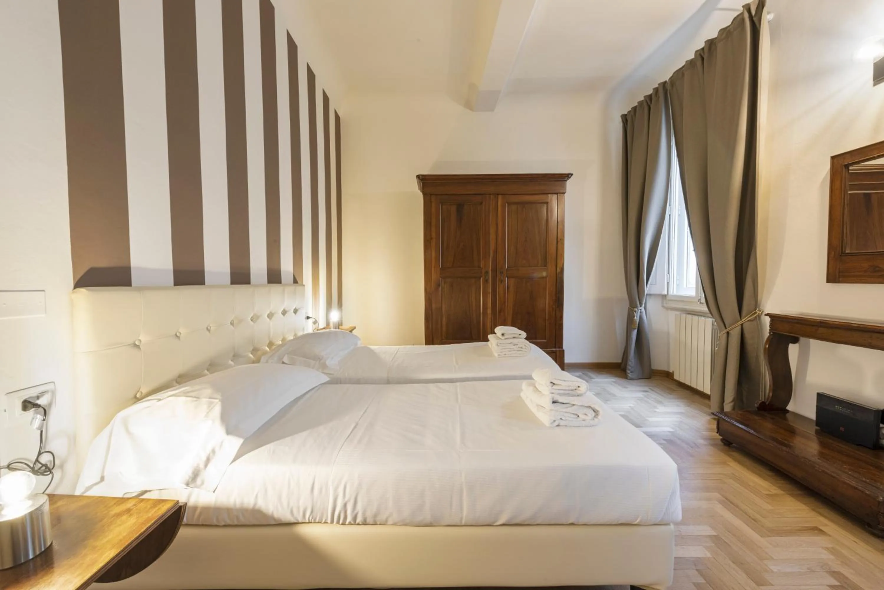 Bed in Santa Croce Retreat by Mmega