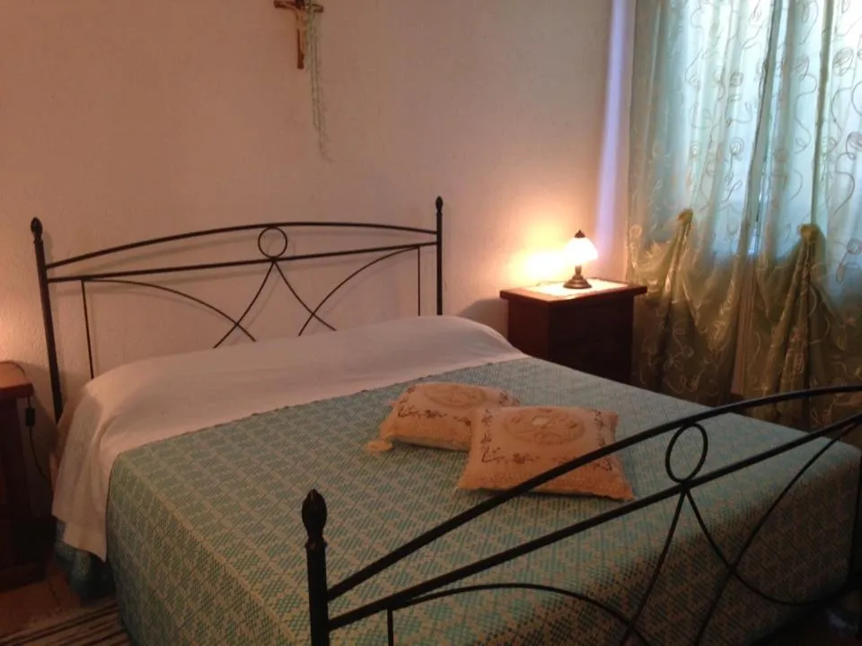 Bed in Penisola Verde b&b