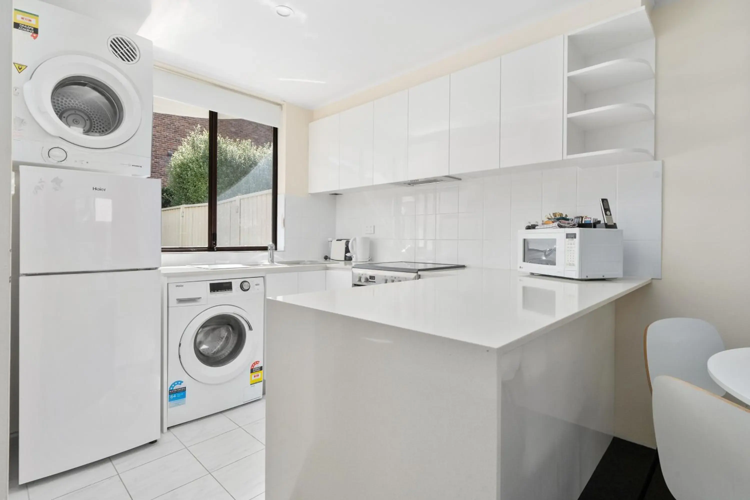 Two Bedroom Apartment Bath Tub in Manuka Park Serviced Apartments Two Bedroom Apartment Bath Tub in Manuka Park Serviced Apartments