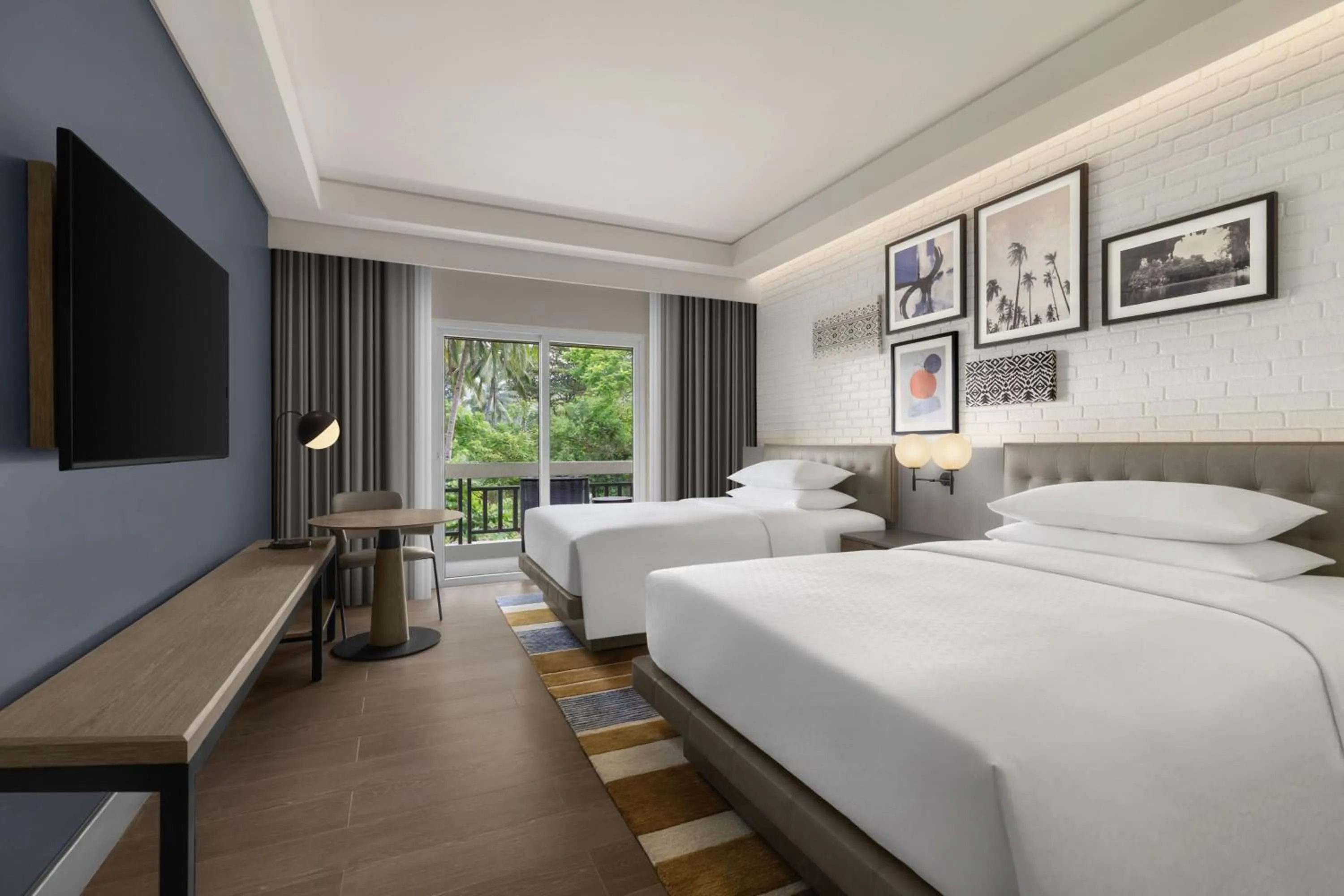 Photo of the whole room, Bed in Four Points by Sheraton Palawan Puerto Princesa