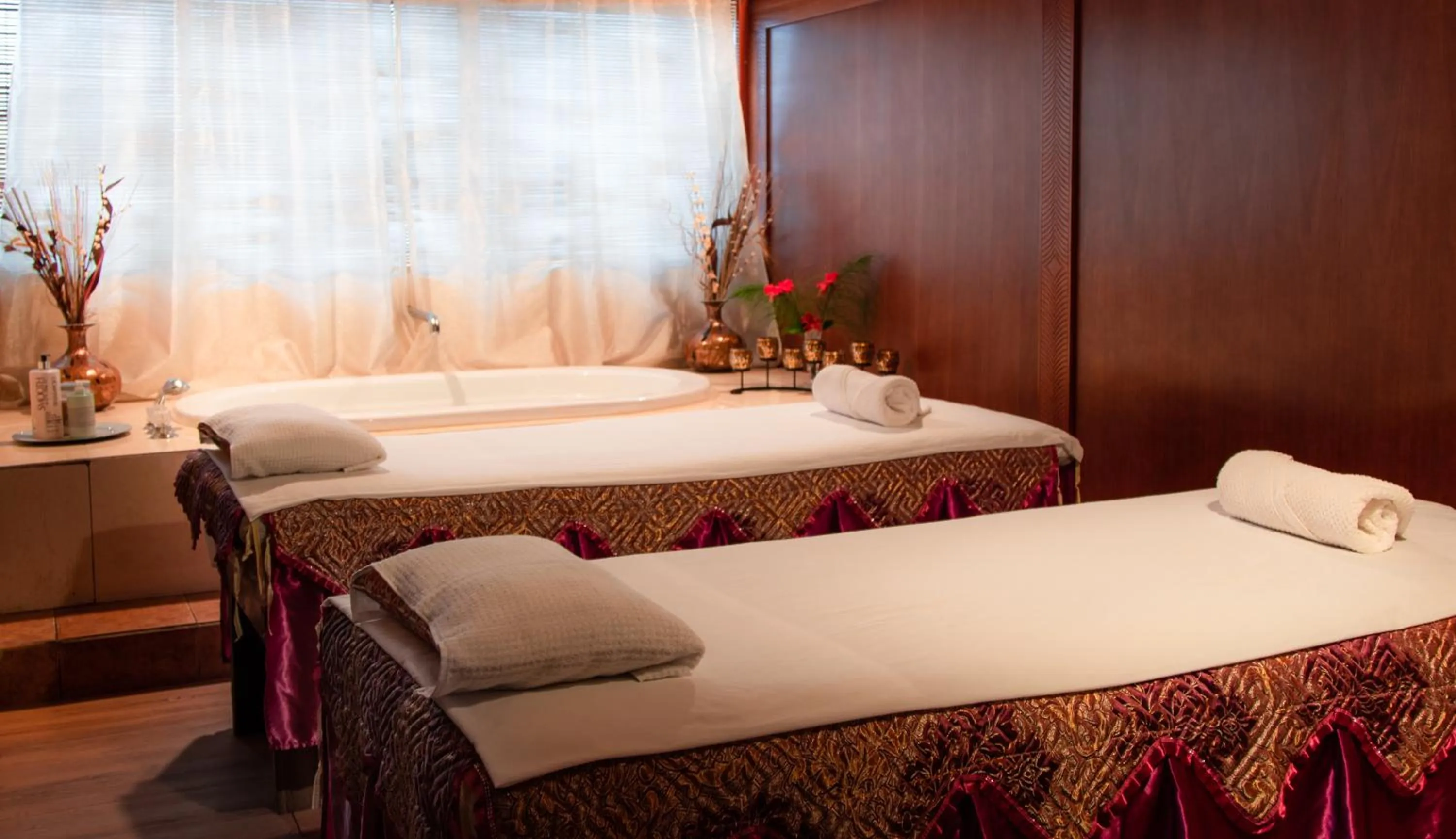 Massage in Holiday Resort & Spa Guam