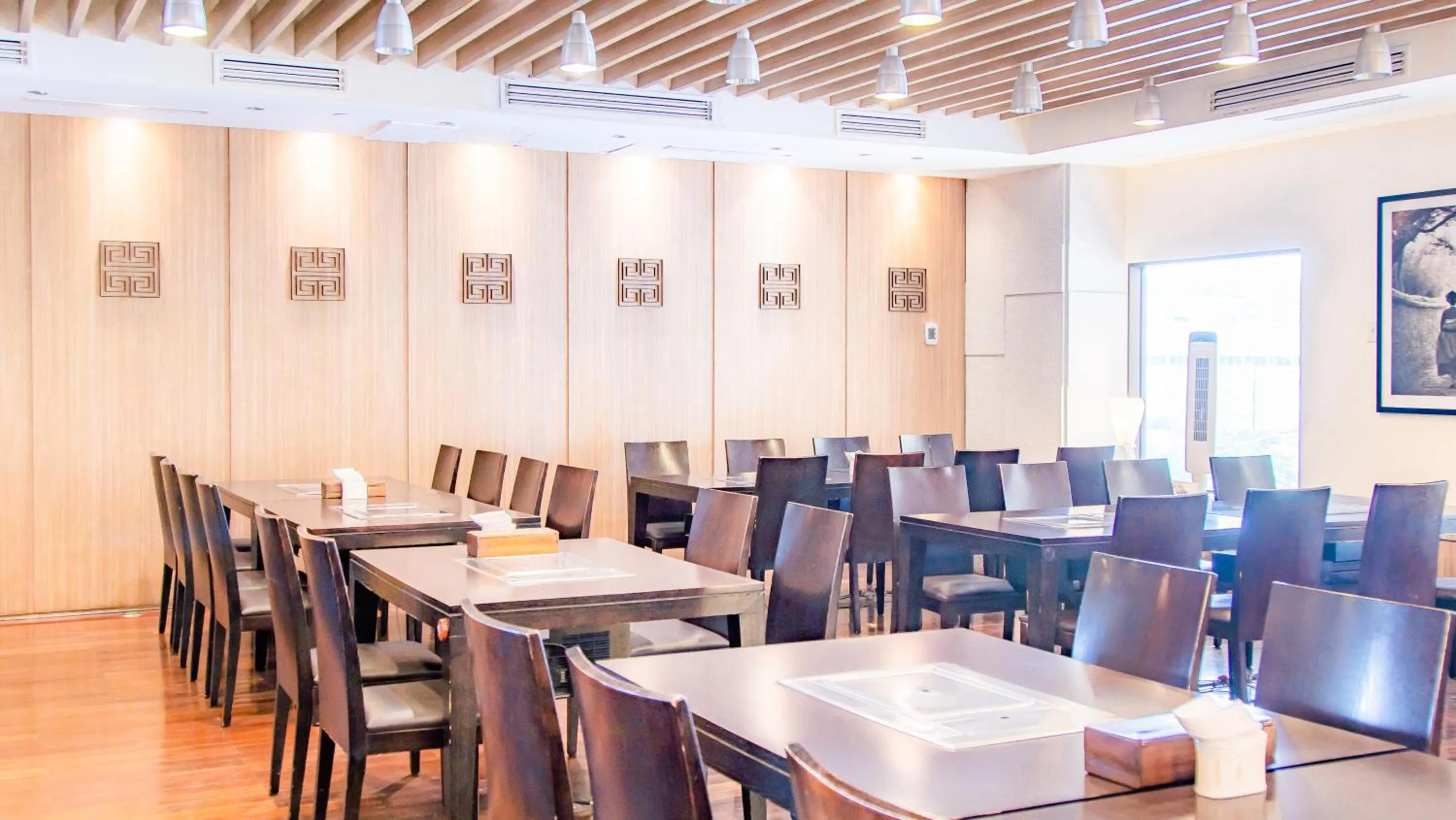 Restaurant/places to eat in Holiday Resort & Spa Guam