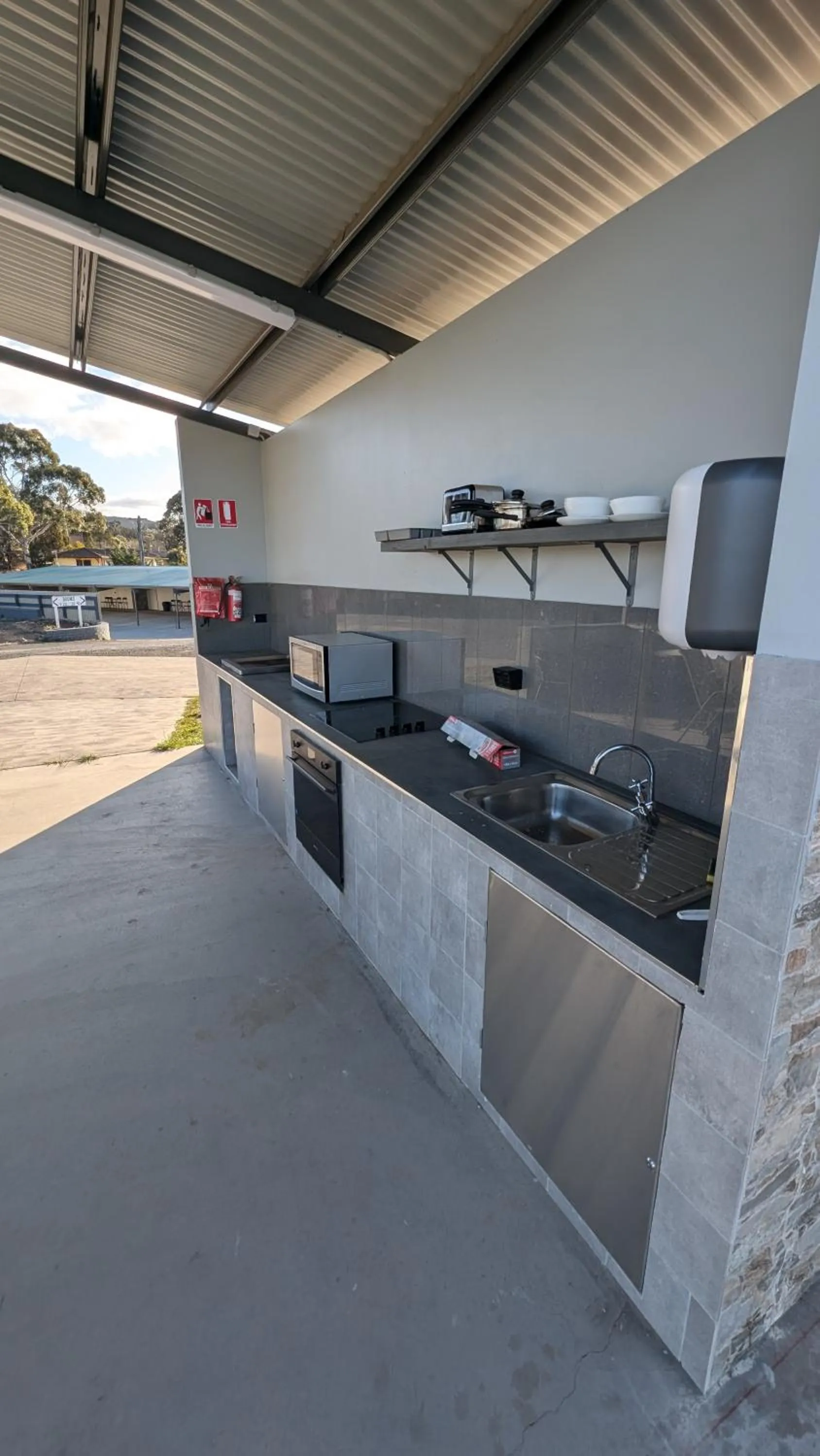 BBQ facilities in Cooma High Country Motel