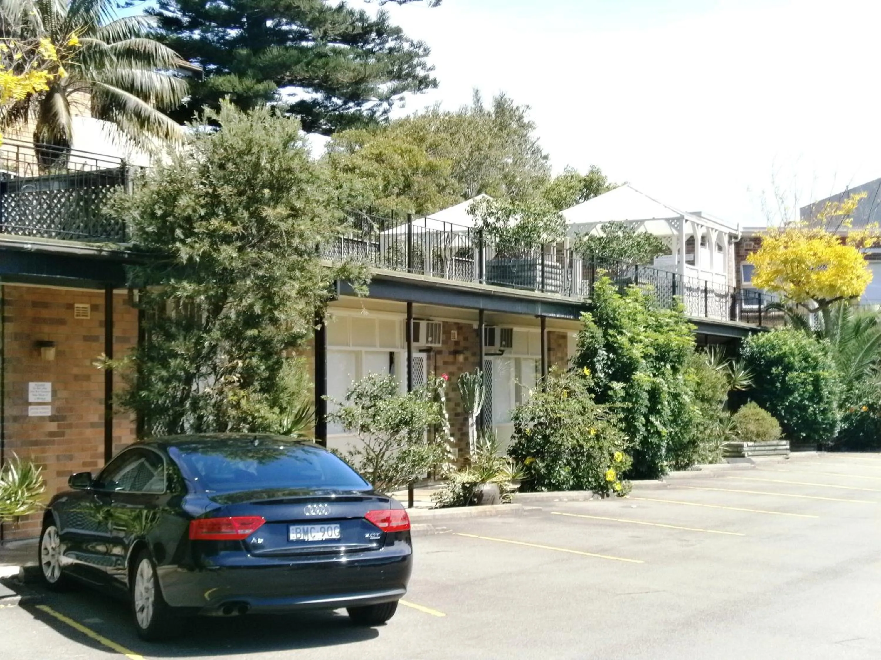 Facade/entrance in Ultimate Apartments Bondi Beach