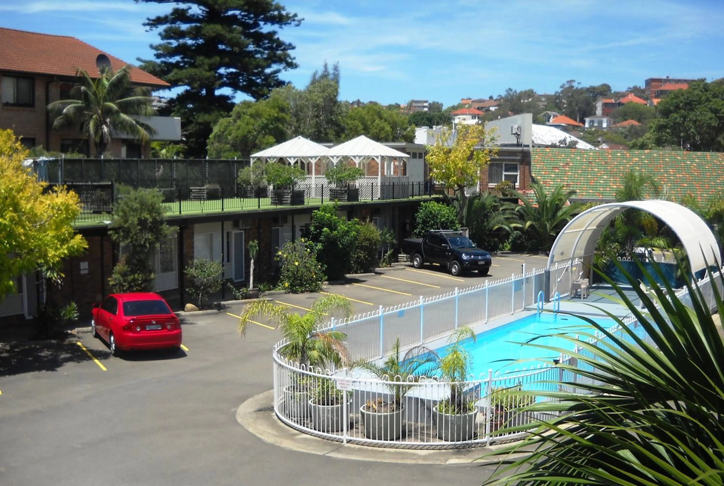 Swimming pool in Ultimate Apartments Bondi Beach