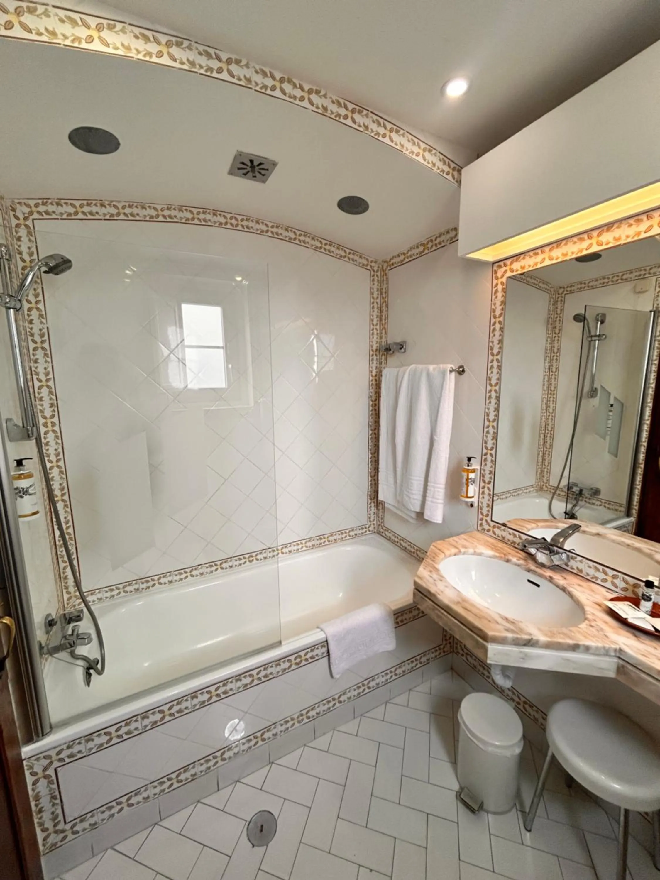 Bathroom in Pousada de Marvao