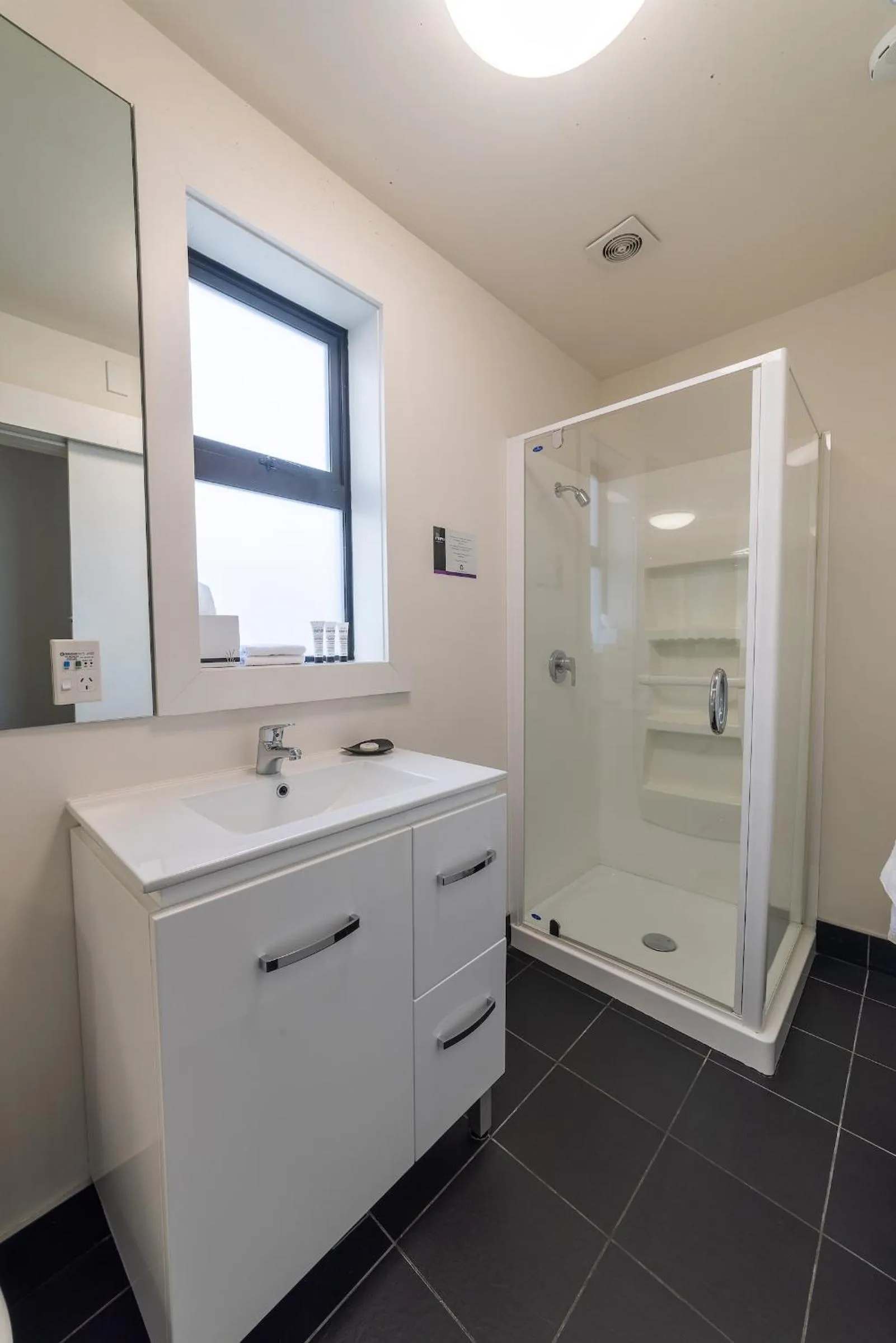 315 Euro Motel and Serviced Apartments