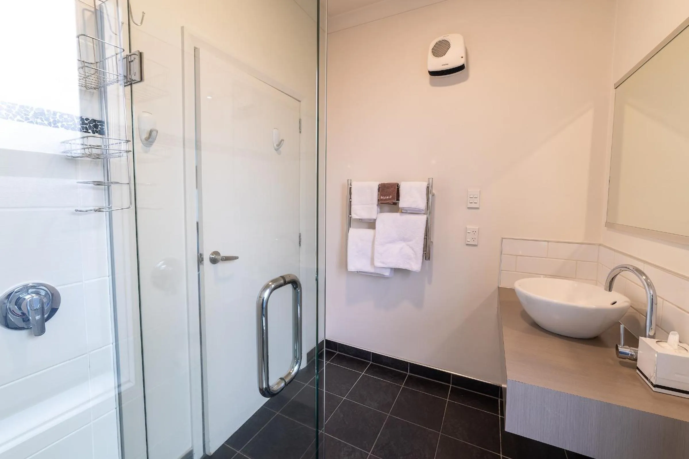 315 Euro Motel and Serviced Apartments