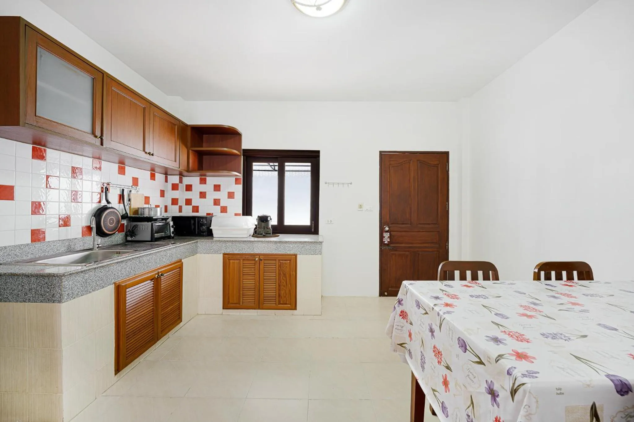 Kitchen or kitchenette in MyVillage Lamai