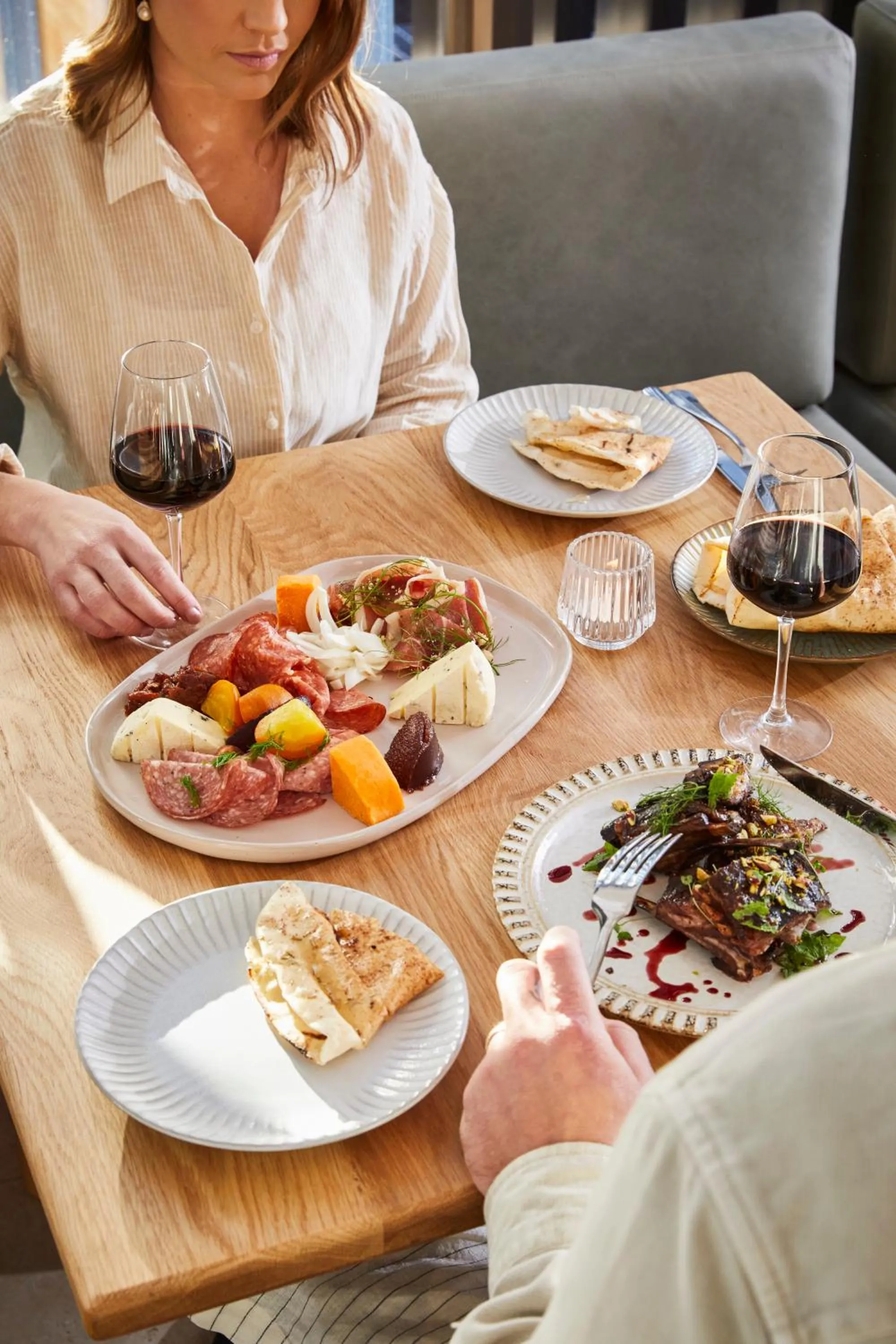 Restaurant/places to eat in The Clairfield Hotel