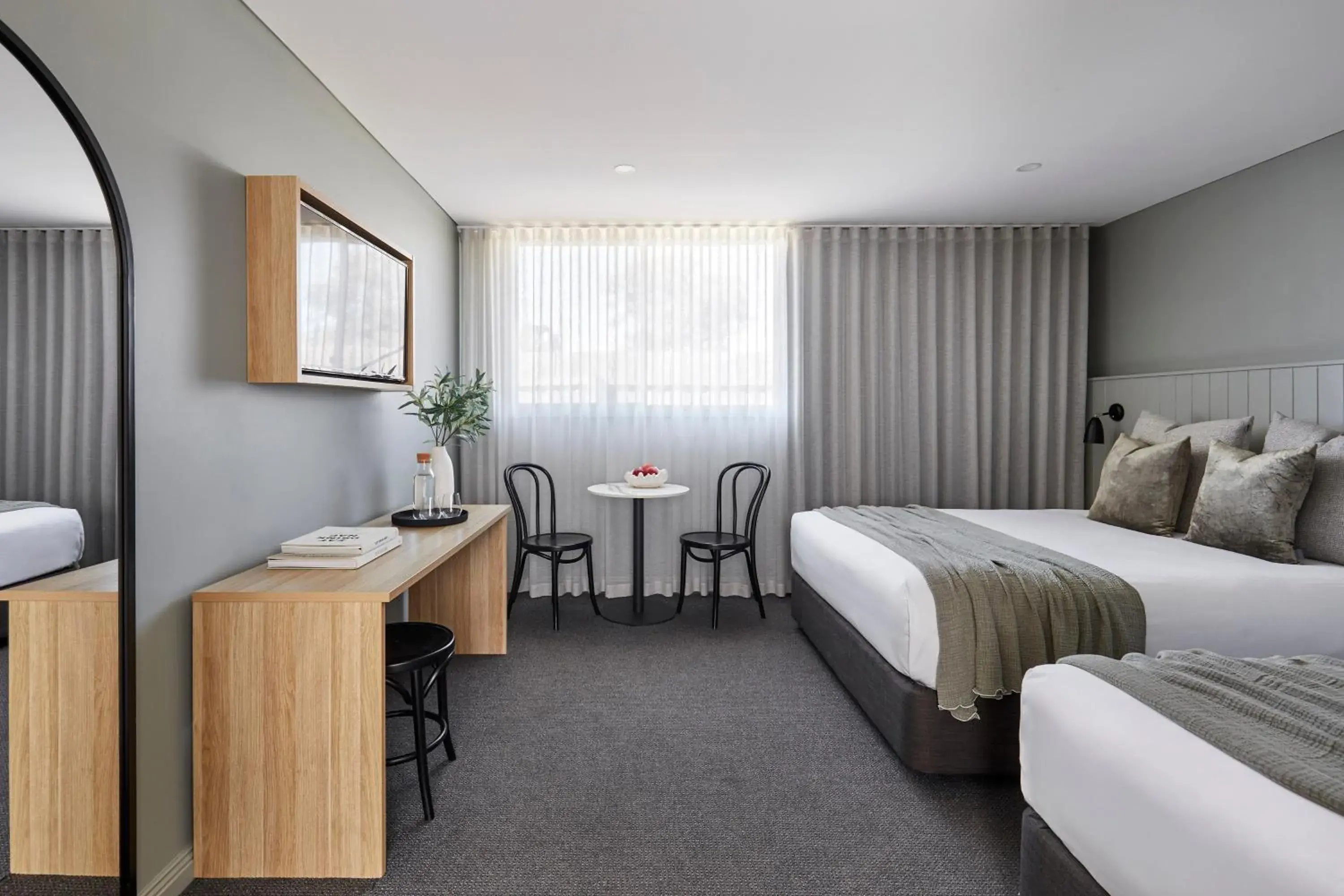 Olive Twin Room in The Clairfield Hotel Olive Twin Room in The Clairfield Hotel