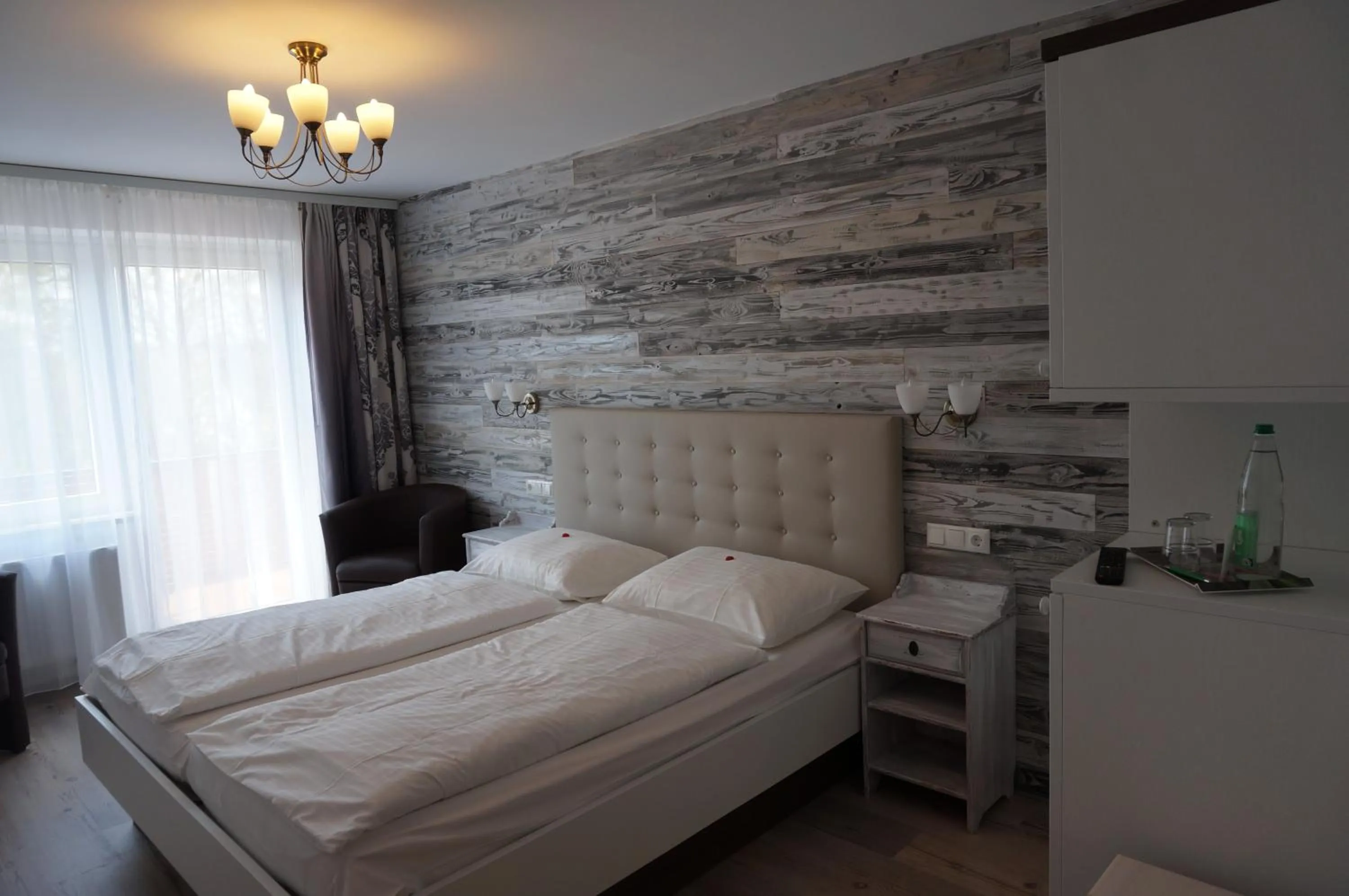 Photo of the whole room, Bed in Hotel Diana Garni