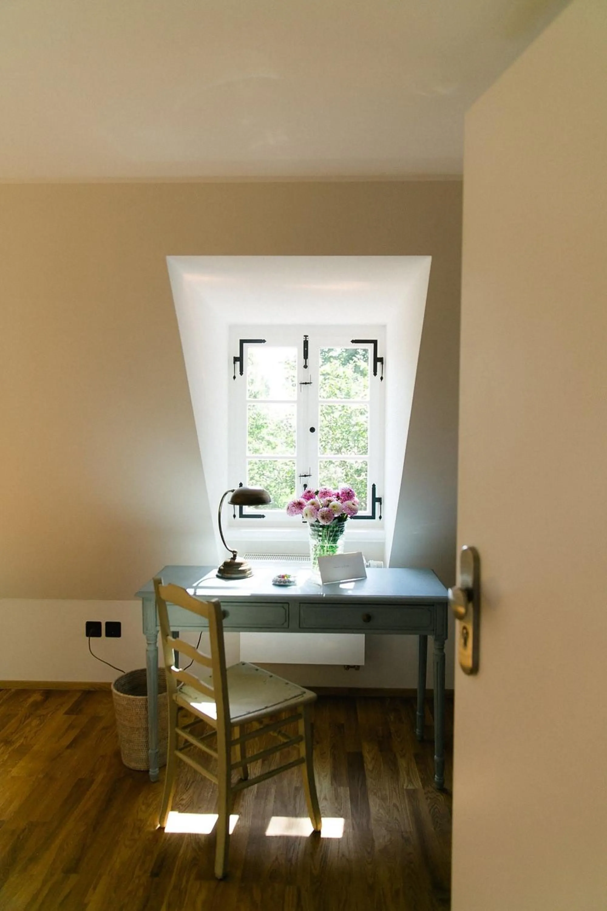 Photo of the whole room in Villa Sorgenfrei und Restaurant Atelier Sanssouci