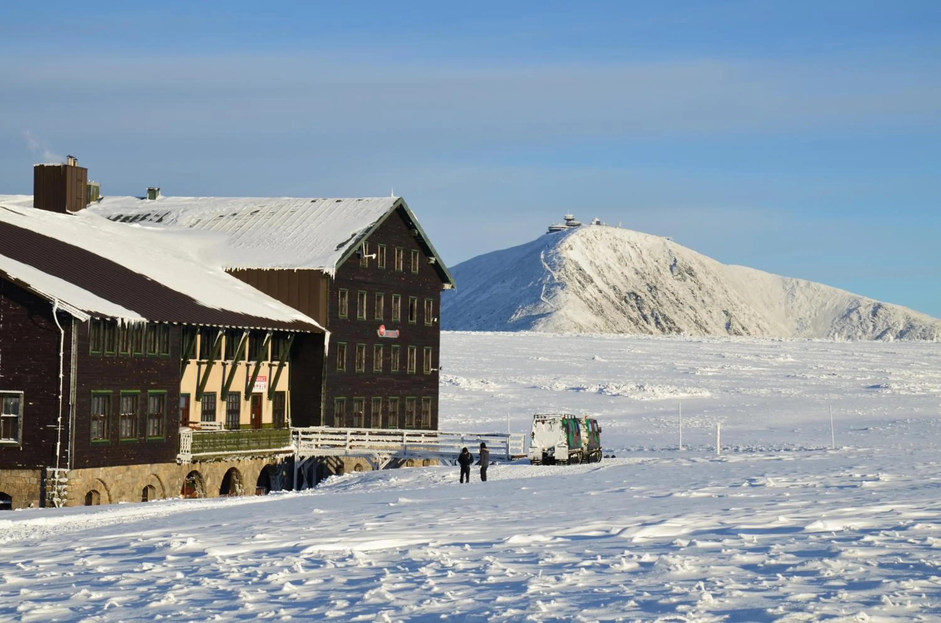 Facade/entrance in Luční bouda