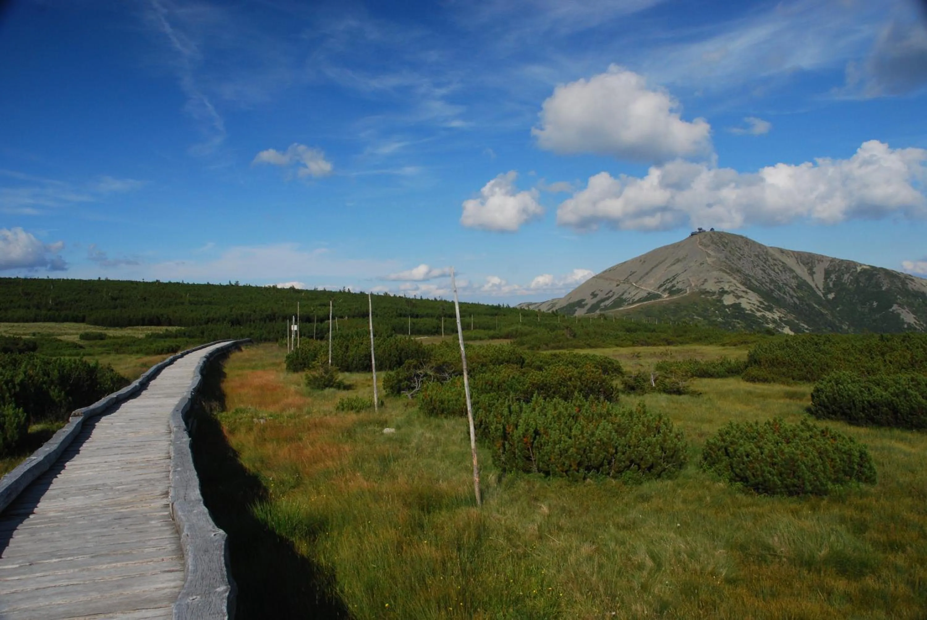 Area and facilities in Luční bouda