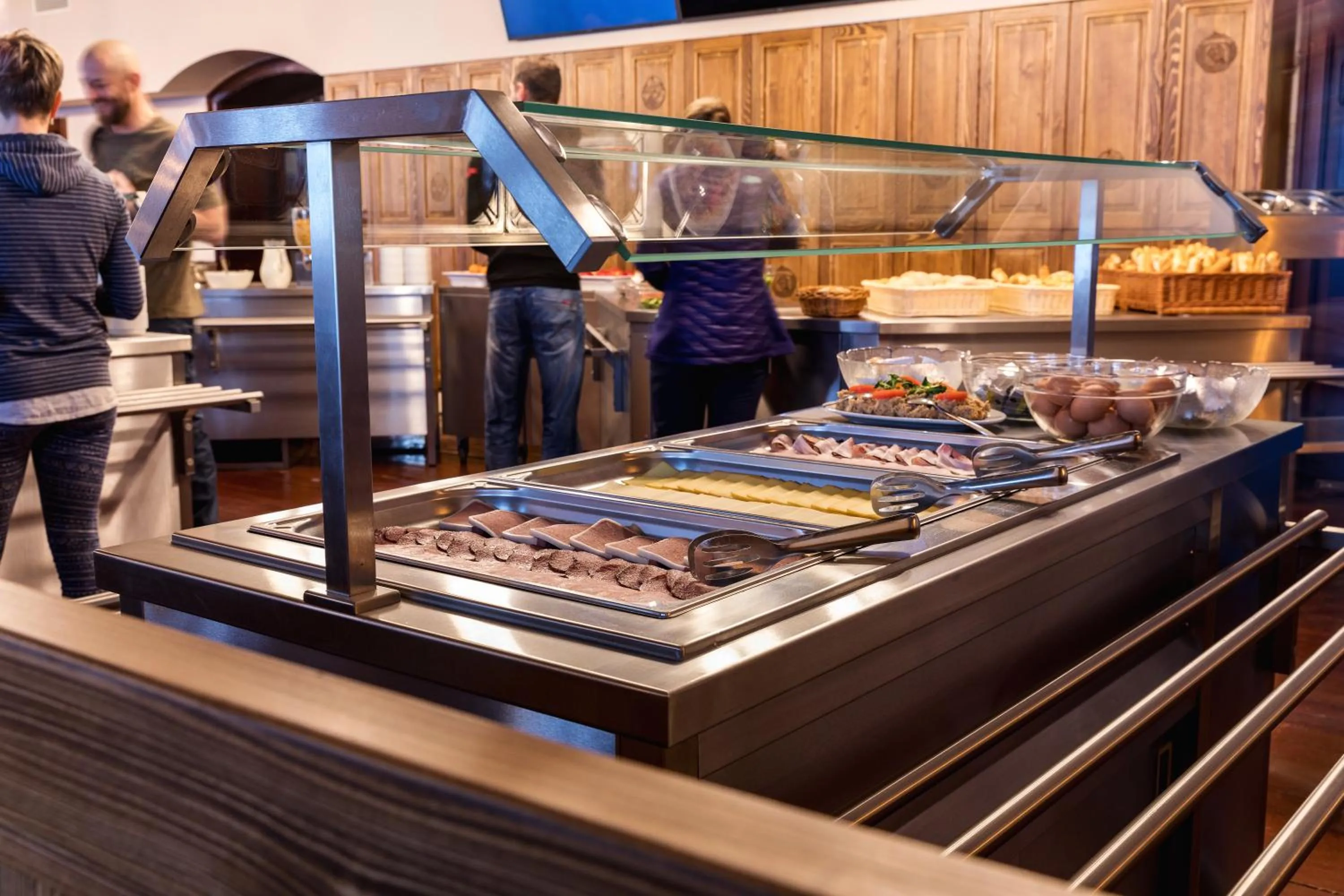 Buffet breakfast in Luční bouda