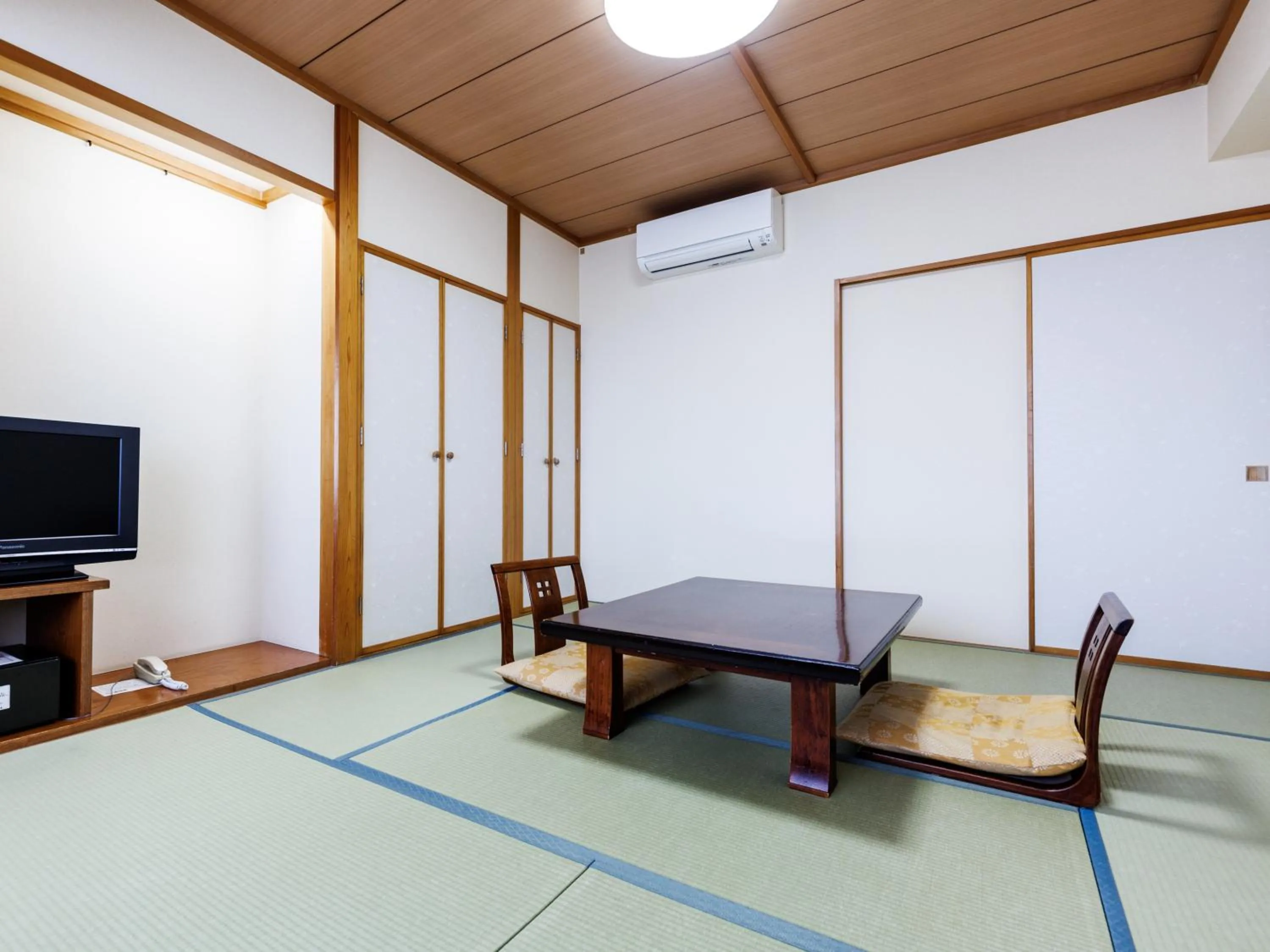 TV and multimedia in Tabist Hotel Nemuro Kaiyoutei