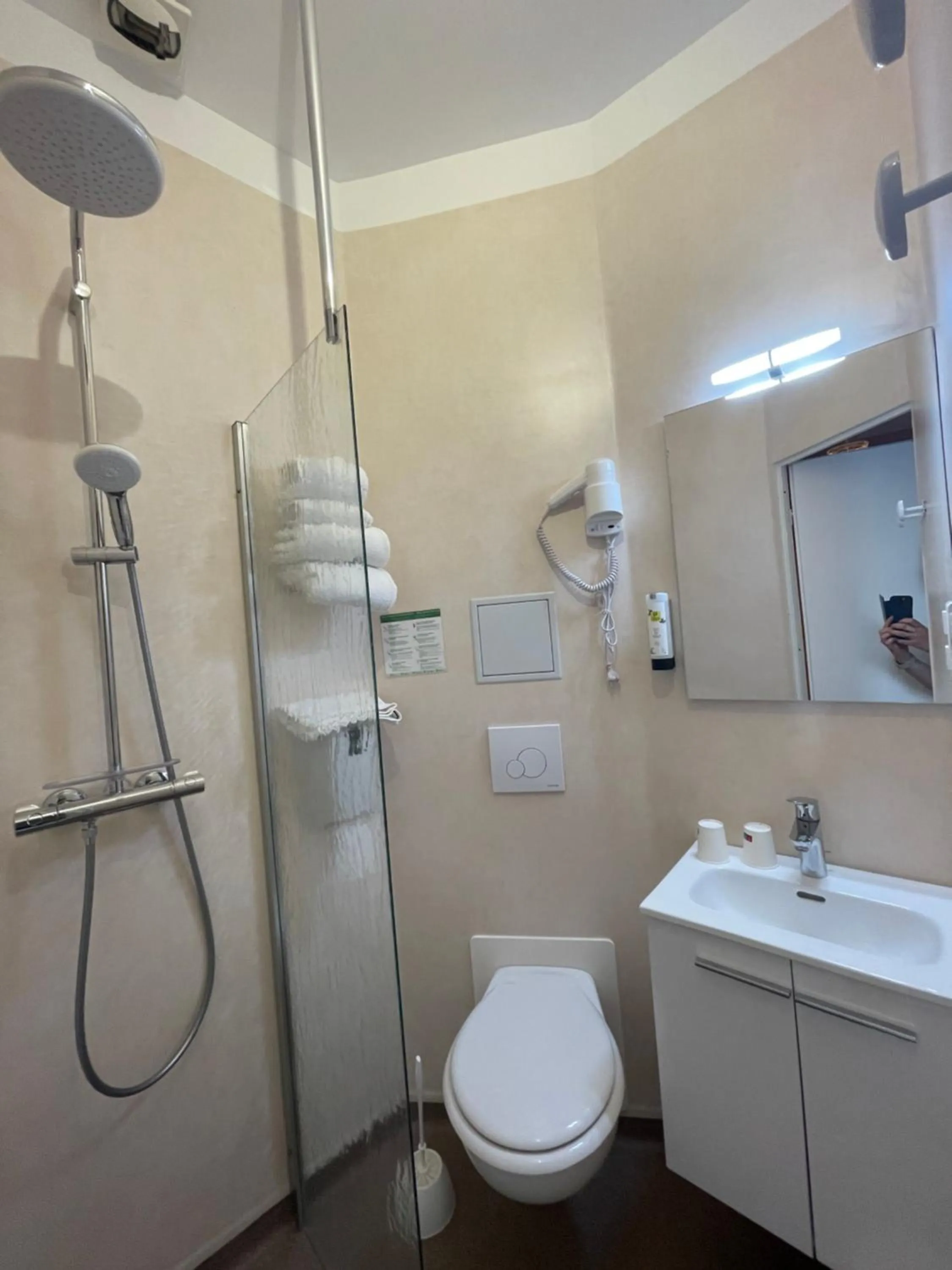 Logis Hôtel Restaurant Cazes Arazat