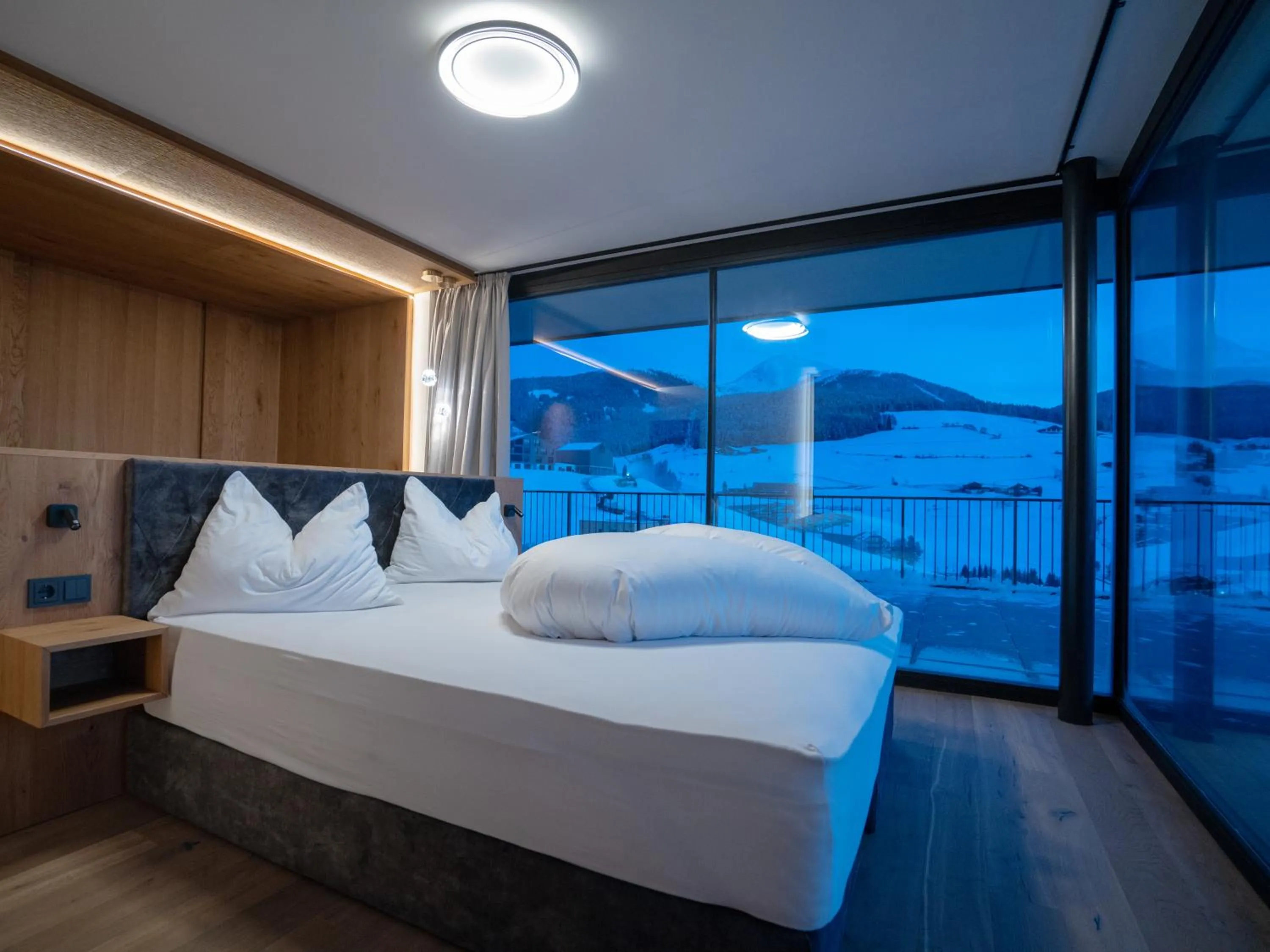 Bed in Hotel Purvita - Ski In Ski Out - Infinity Pool