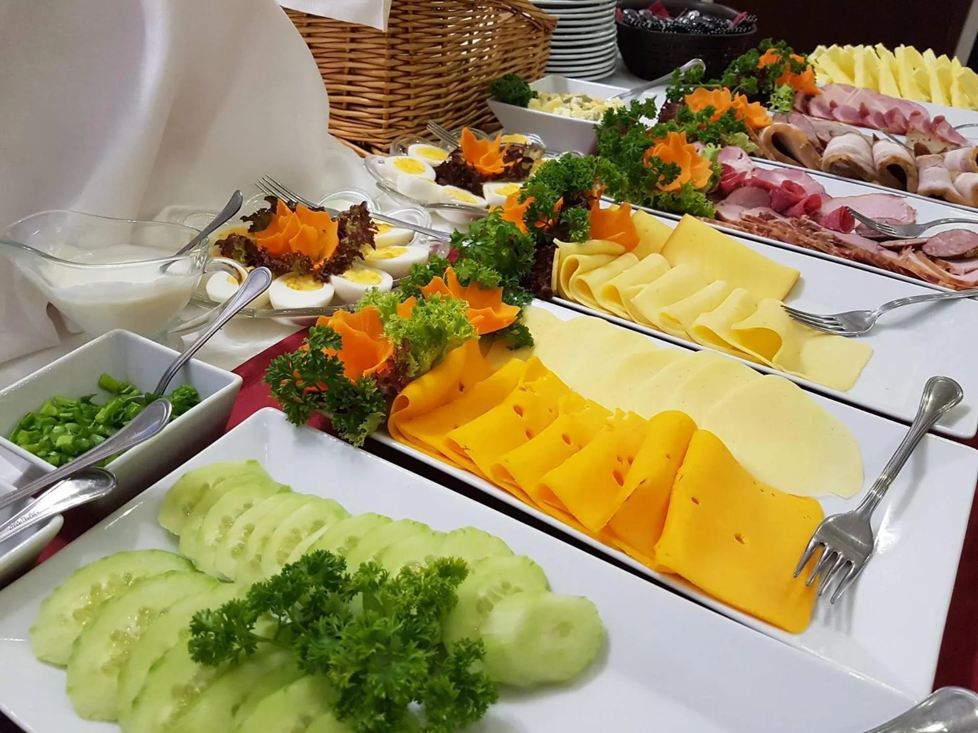 Breakfast in Hotel Pikul