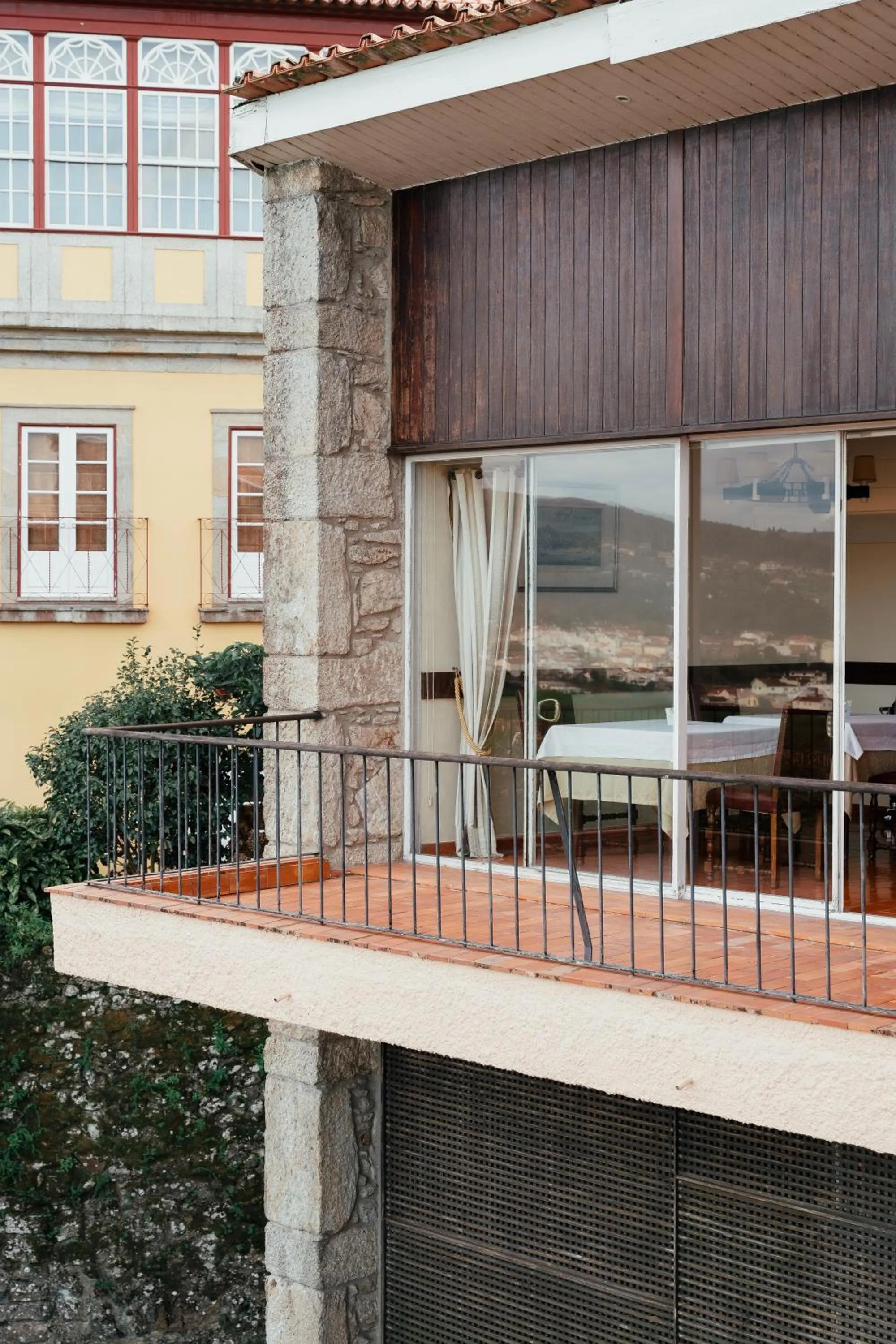 Restaurant/places to eat in Pousada de Valença