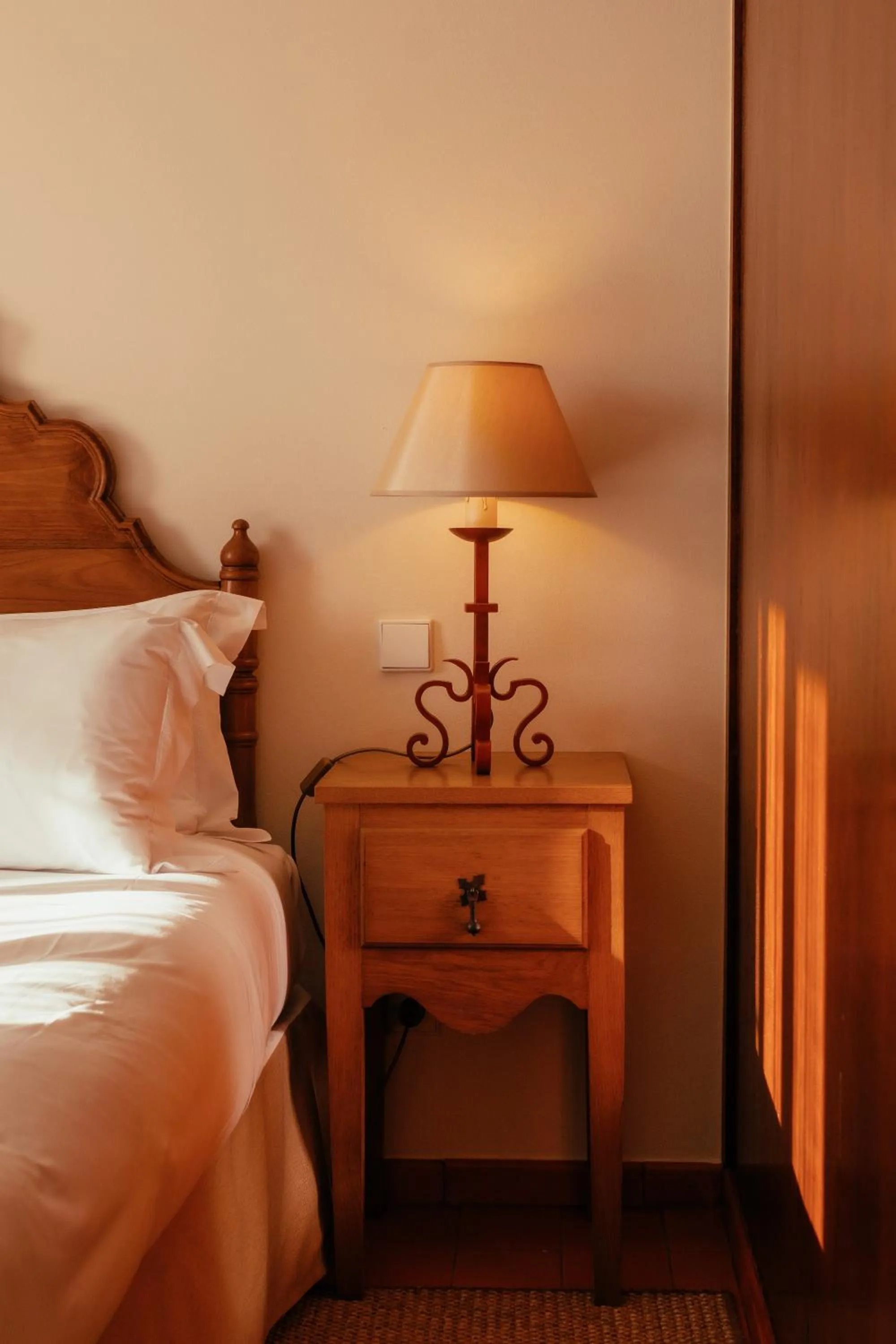 Bedroom, Bed in Pousada de Valença
