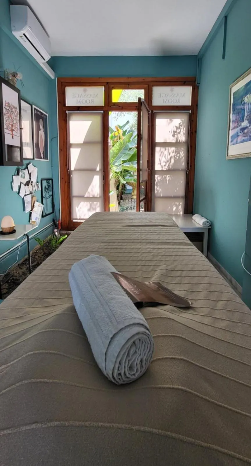 Massage, Bed in Tree of Life Art Hotel