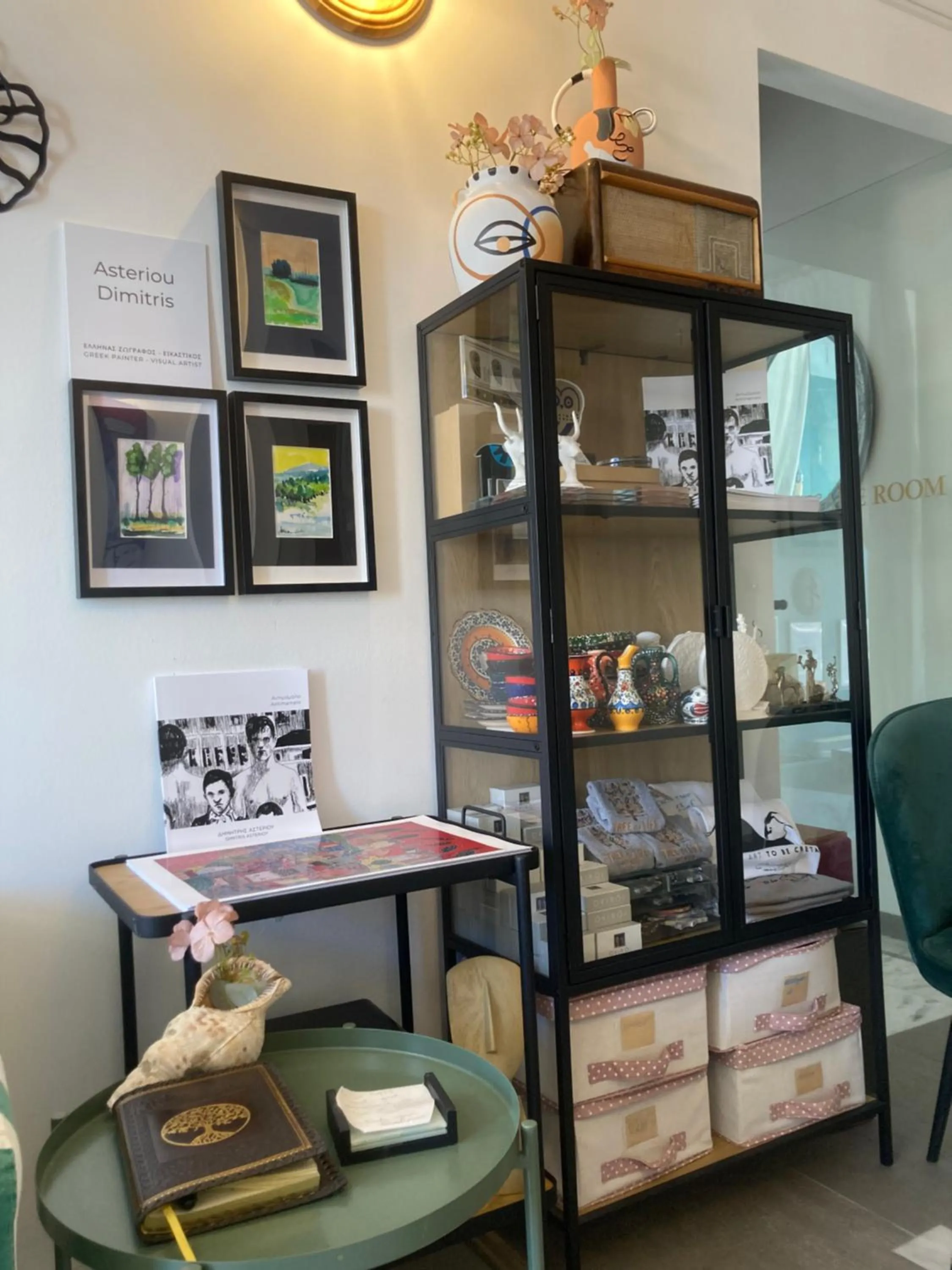 Seating area in Tree of Life Art Hotel