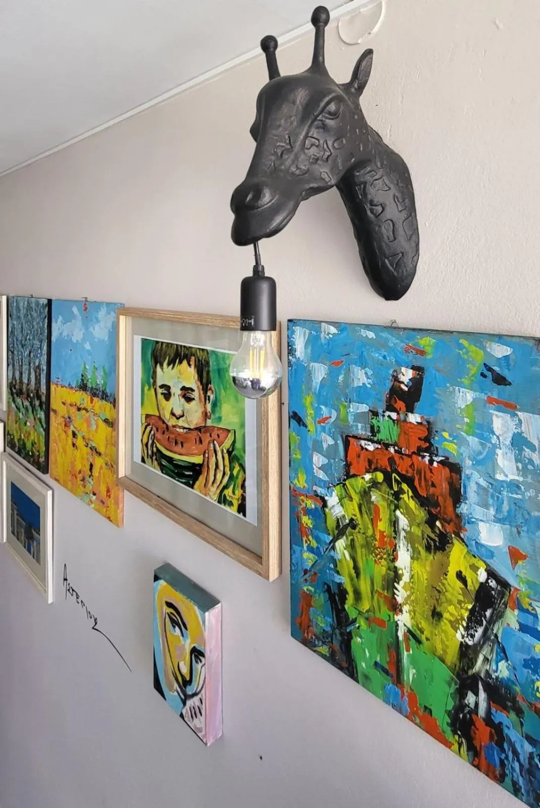 Decorative detail in Tree of Life Art Hotel