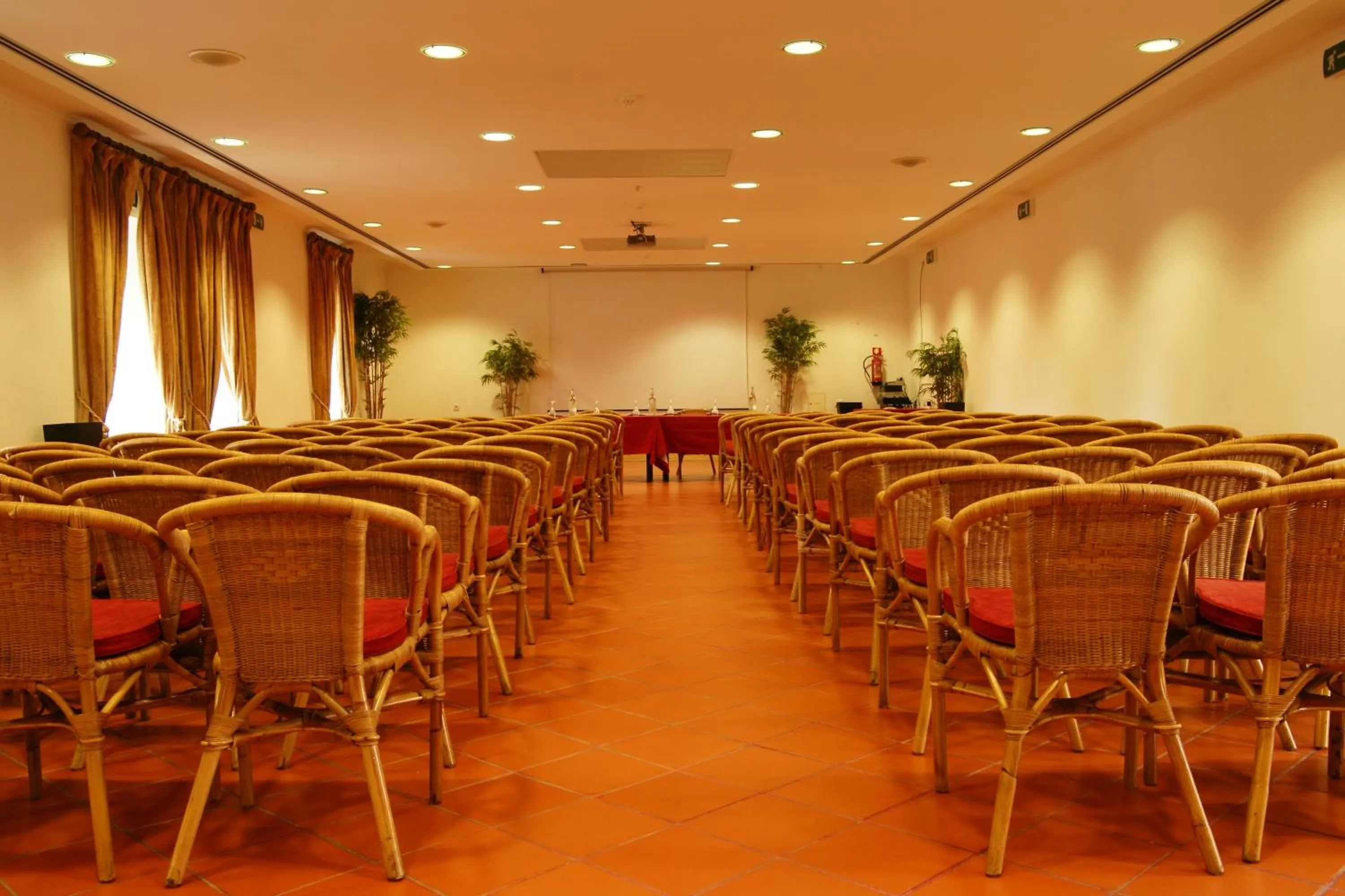 Business facilities in Lam Hotel Convento do Desagravo