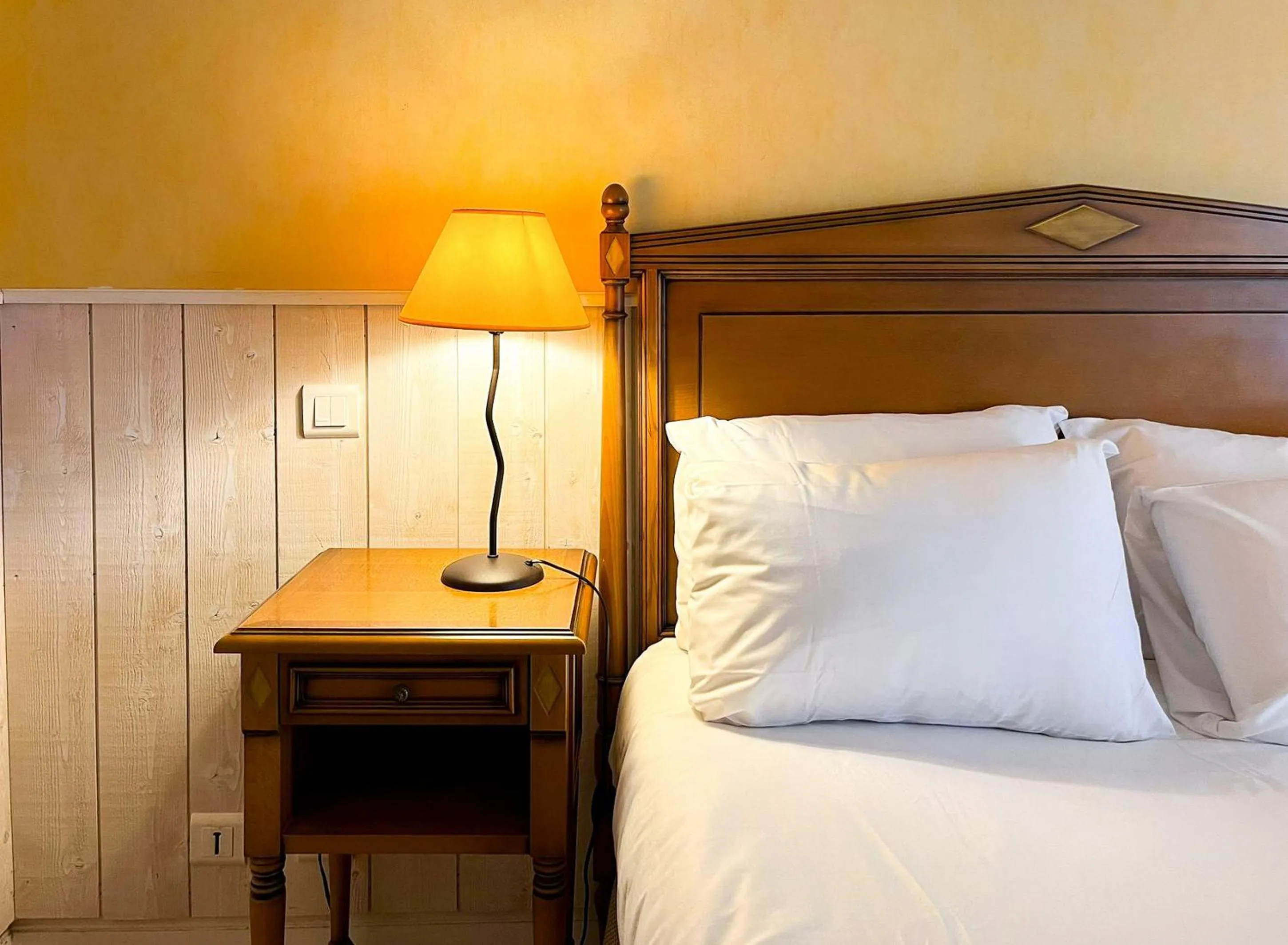 Bedroom, Bed in Hôtel de Margaux