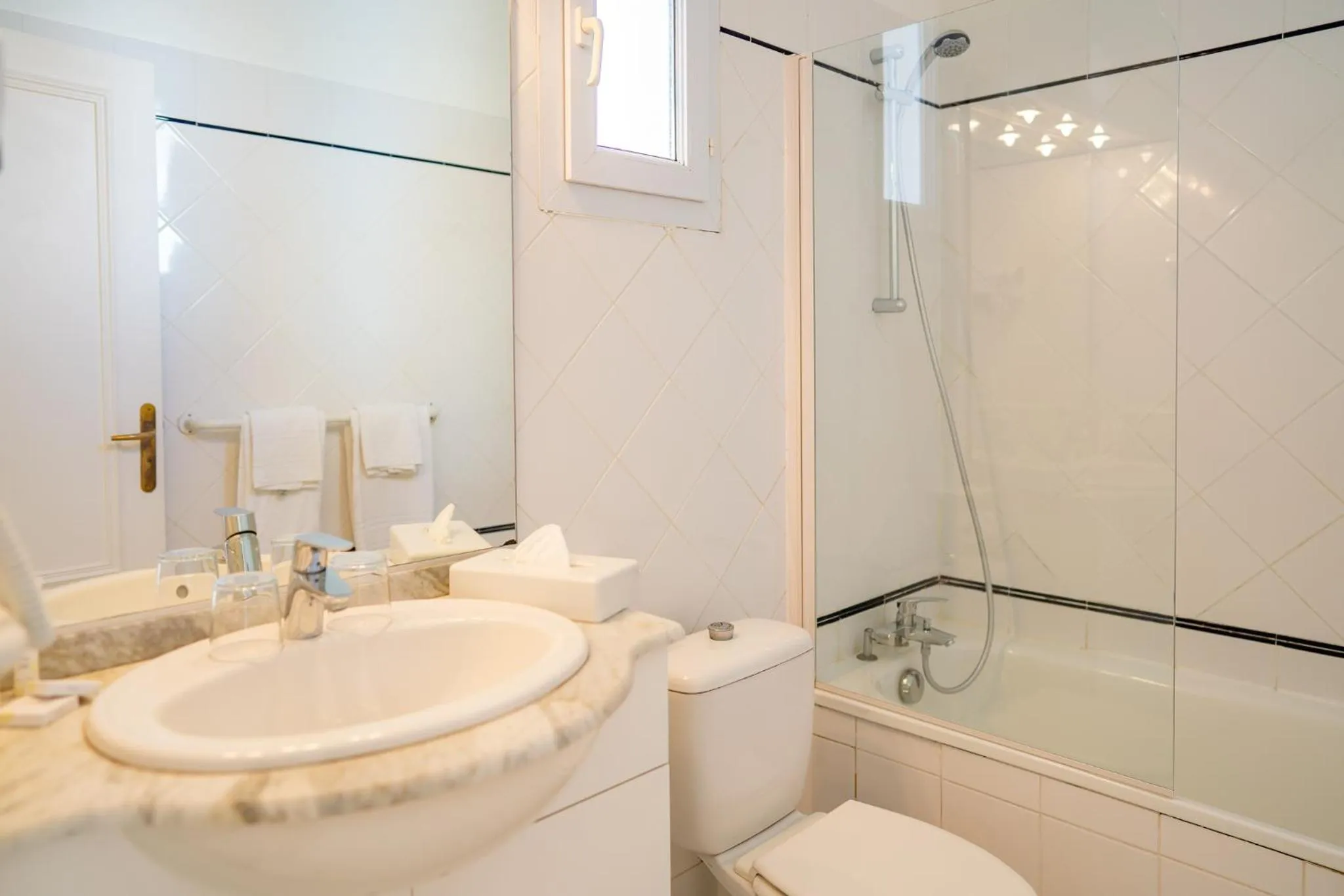 Bathroom in Hôtel de Margaux