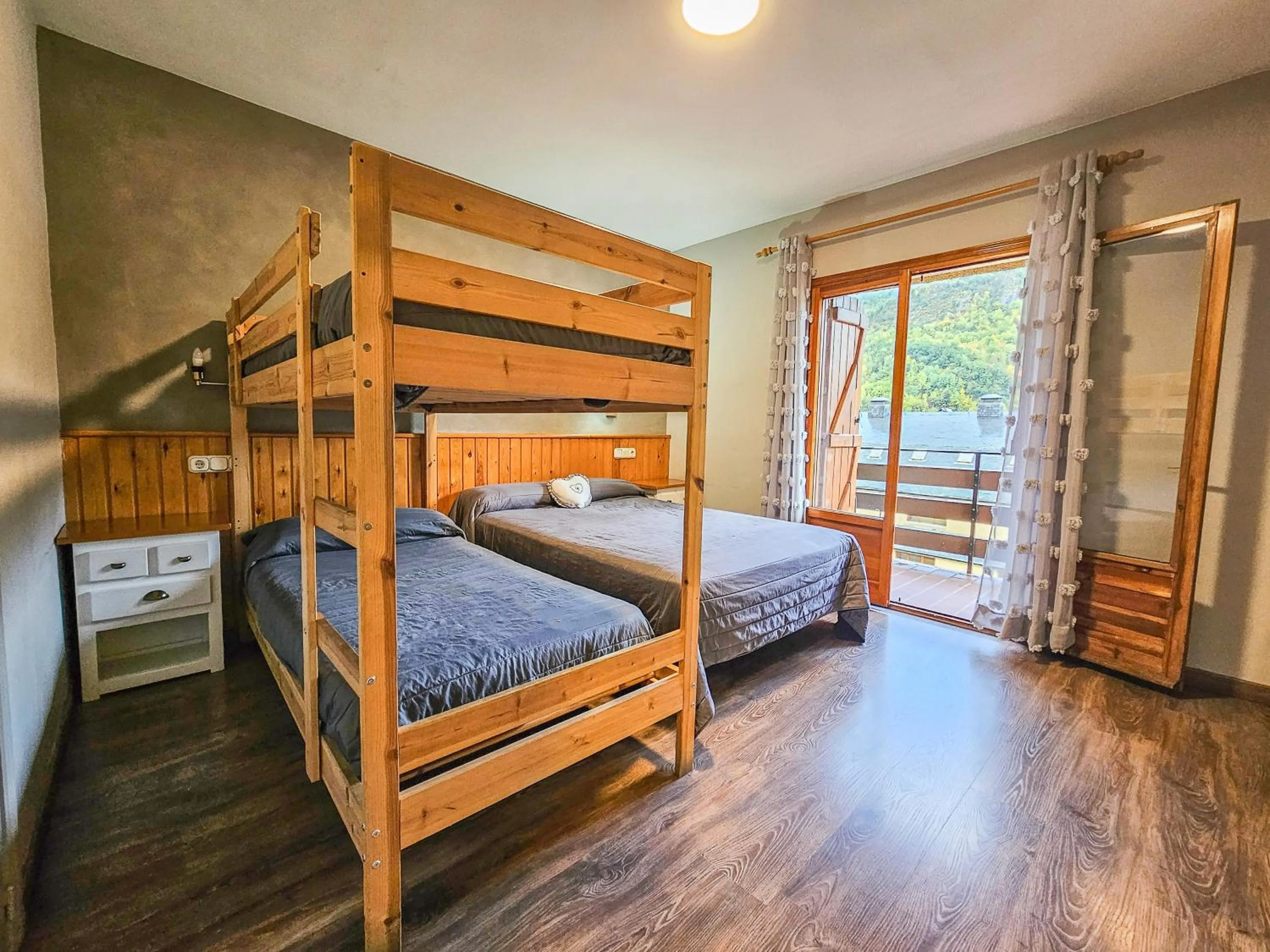 Bed in Hotel Casa Morlans 3000