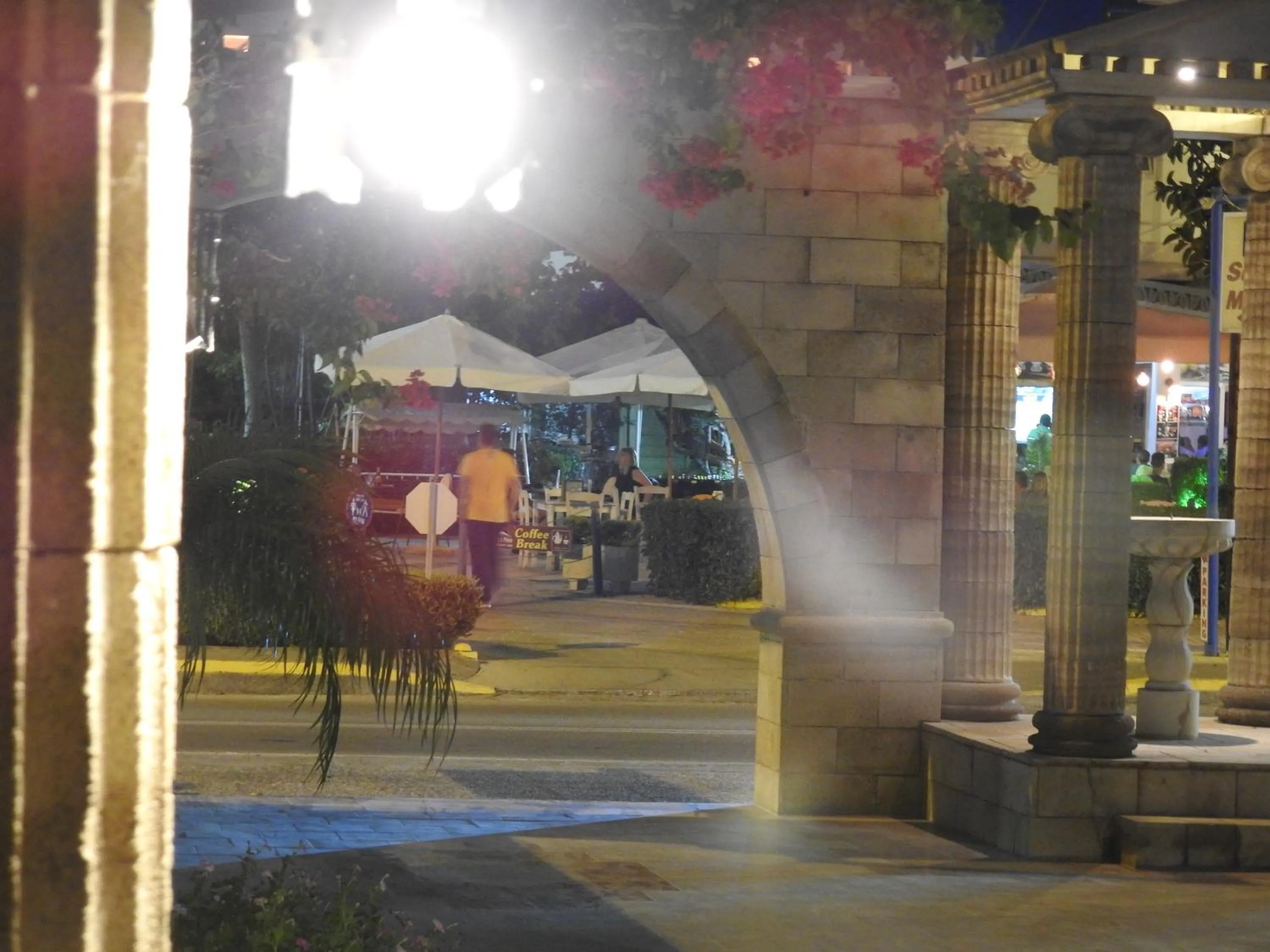 Facade/entrance in Nikos Ikies