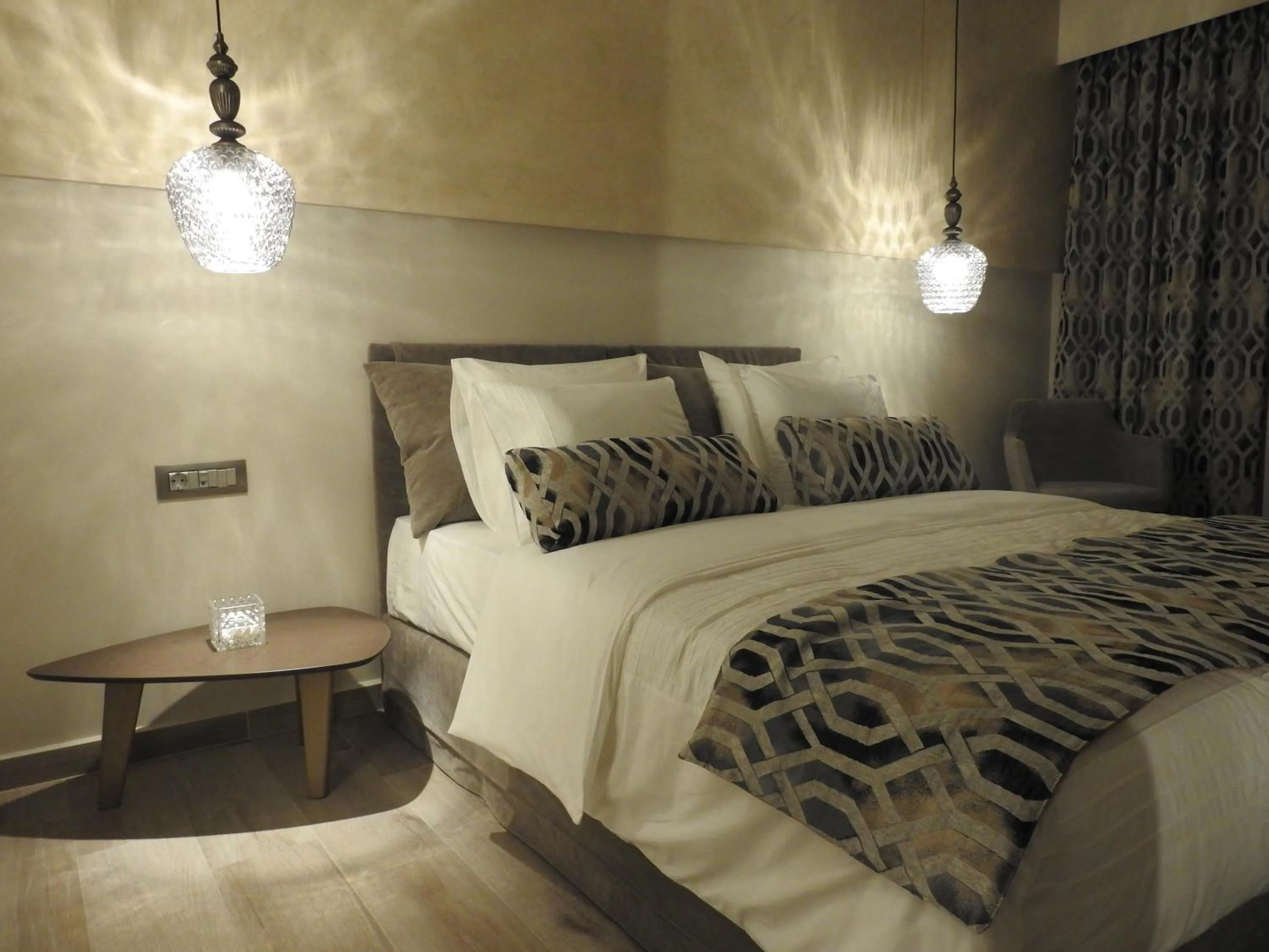 Bedroom, Bed in Nikos Ikies