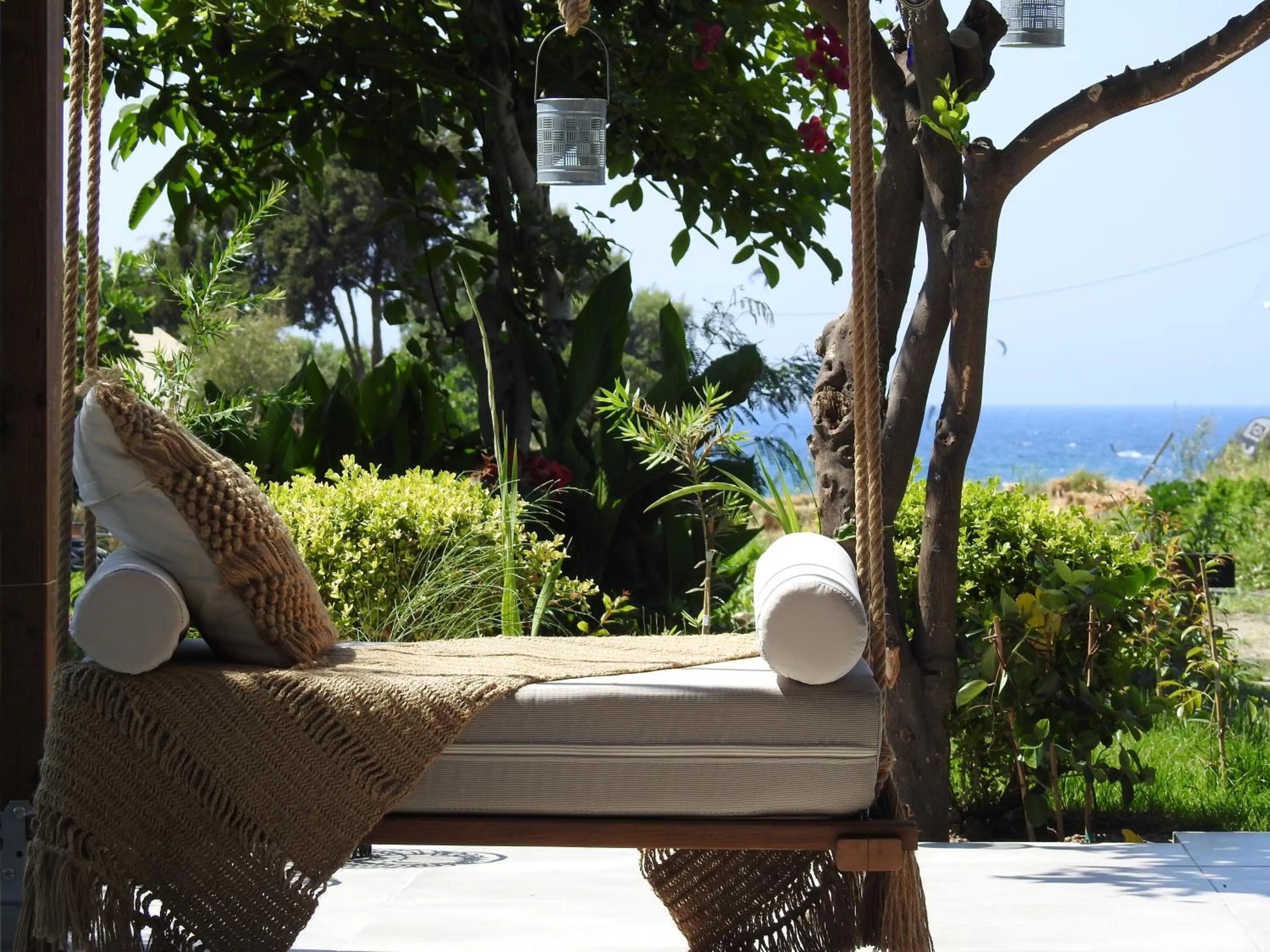 Breakfast in Nikos Ikies