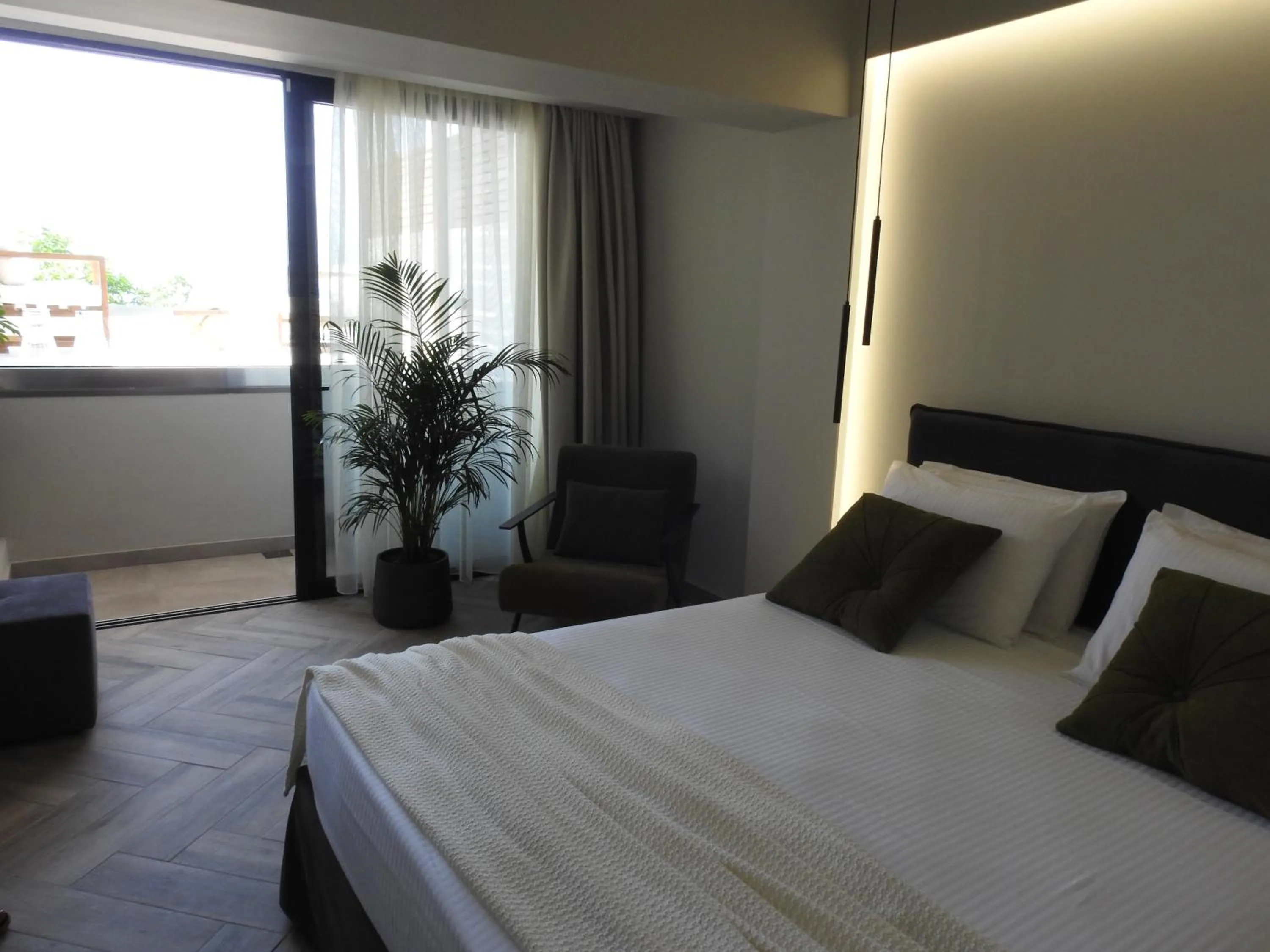 Bedroom, Bed in Nikos Ikies