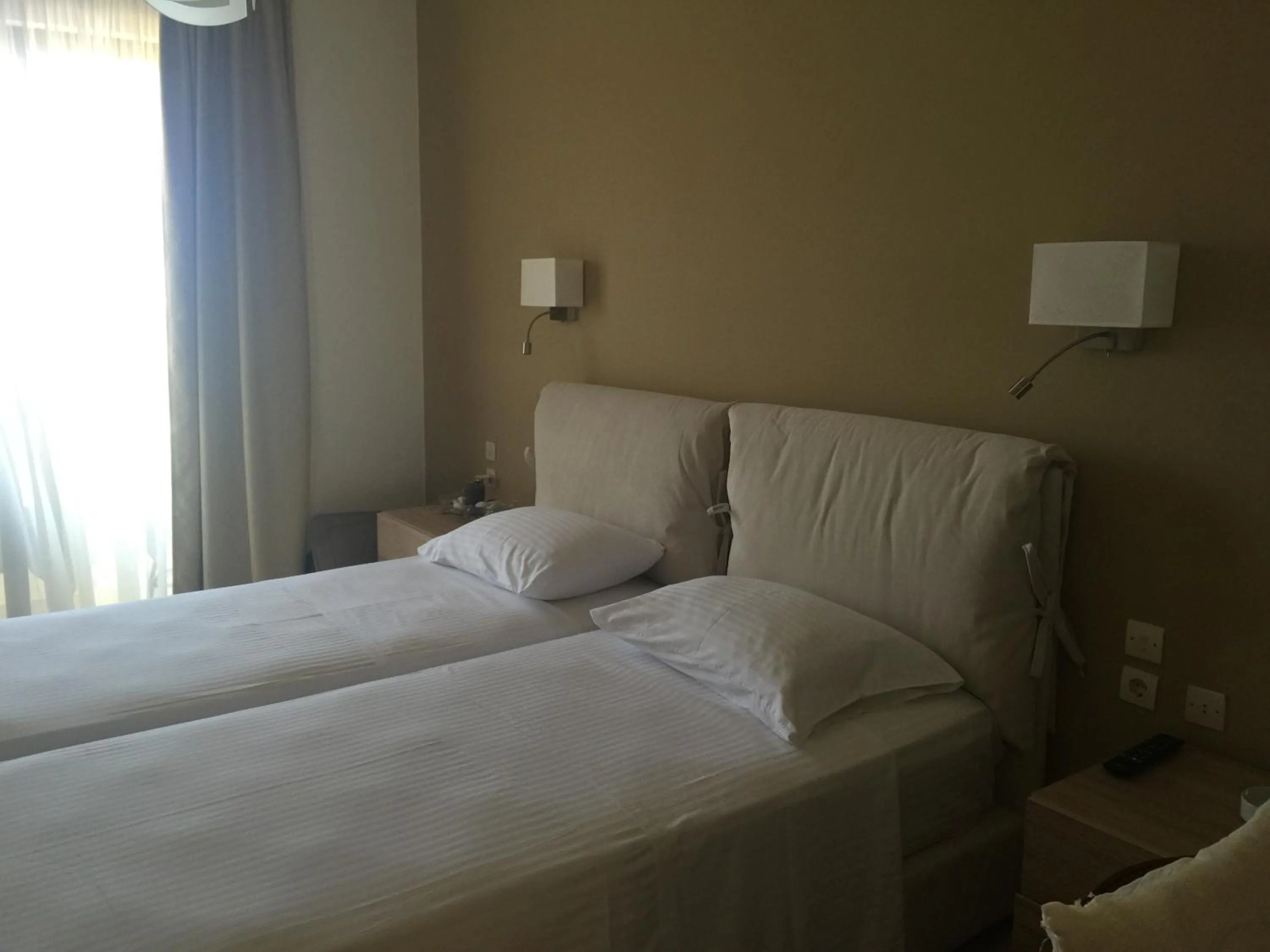 Bedroom, Bed in Nikos Ikies