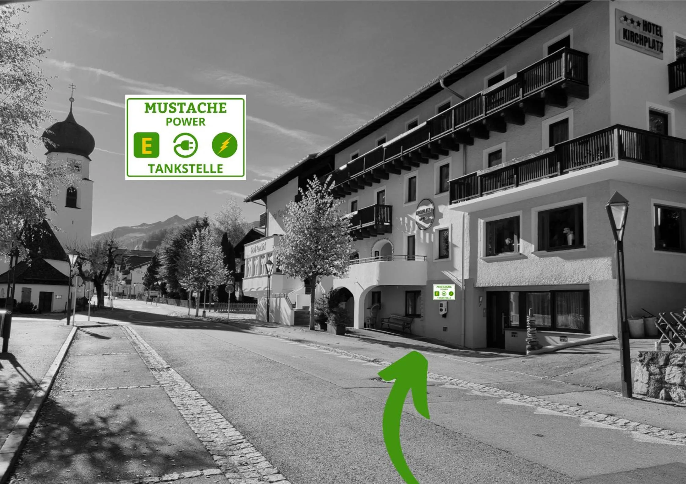 Property building in Hotel Pension Kirchplatz