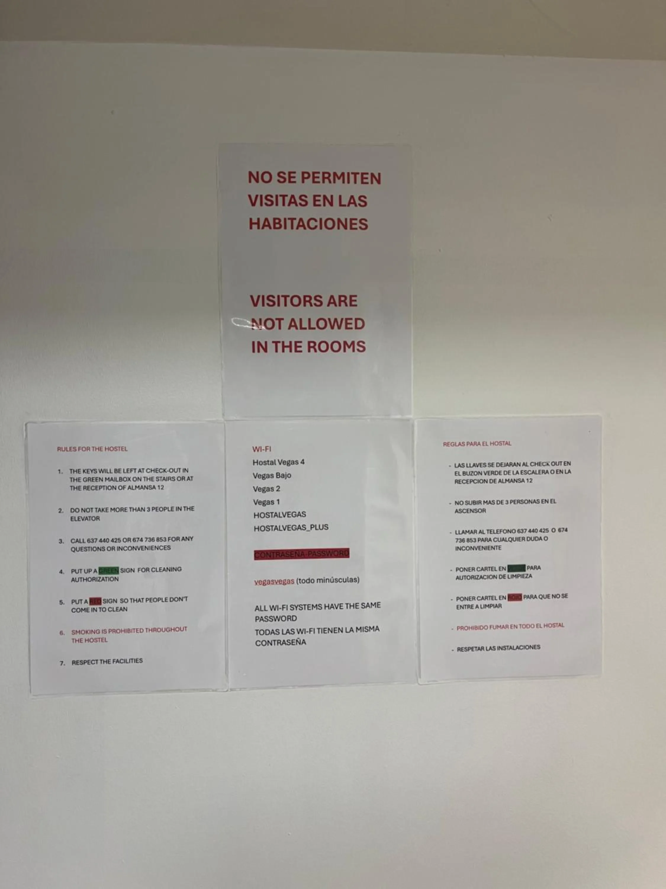 Text overlay in Hostal Las Vegas