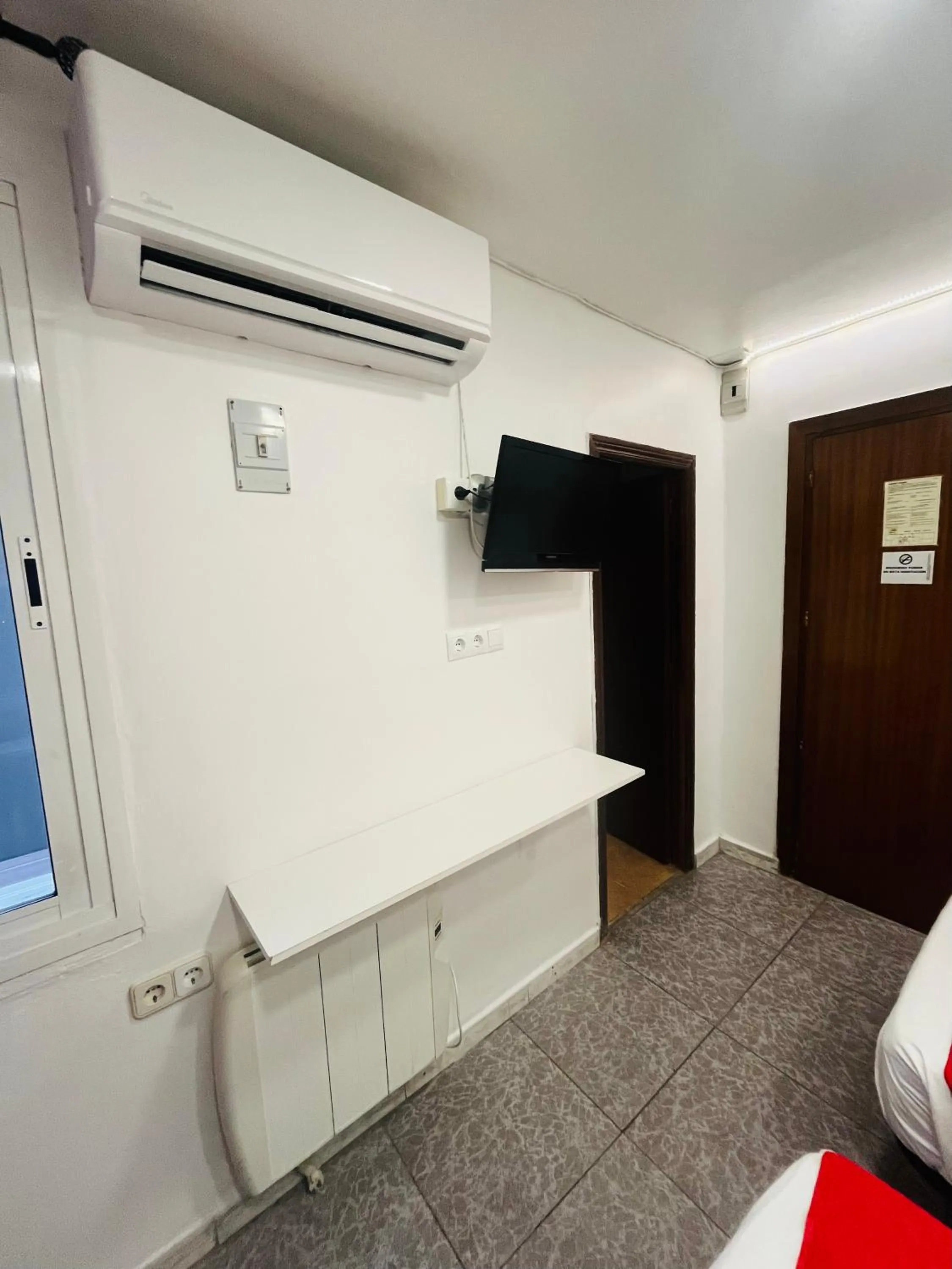 air conditioner in Hostal Las Vegas