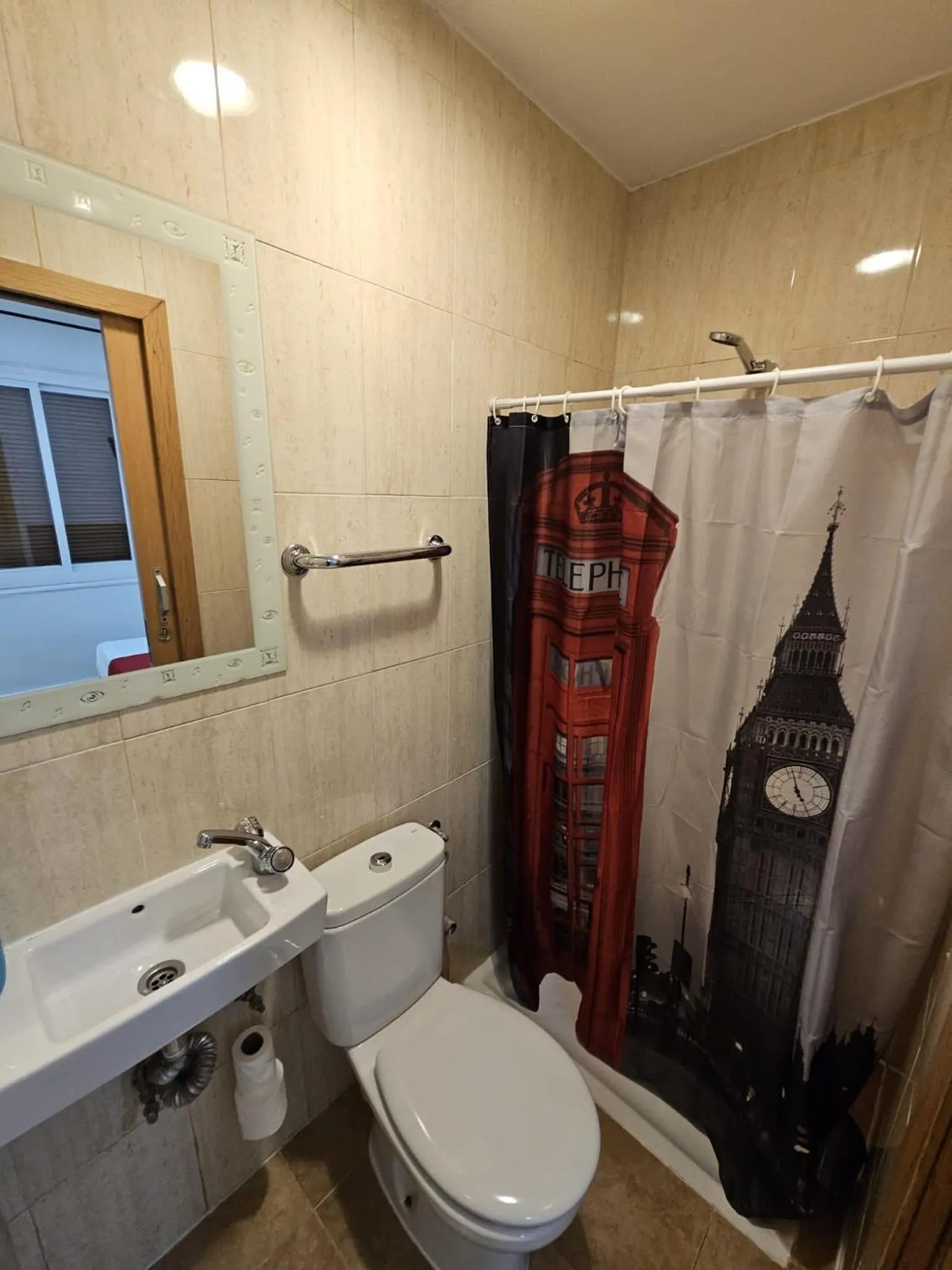 Toilet in Hostal Las Vegas