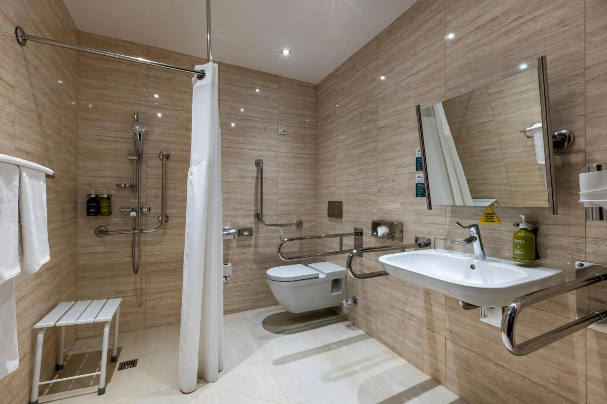 Bathroom in Holiday Inn Łódź by IHG