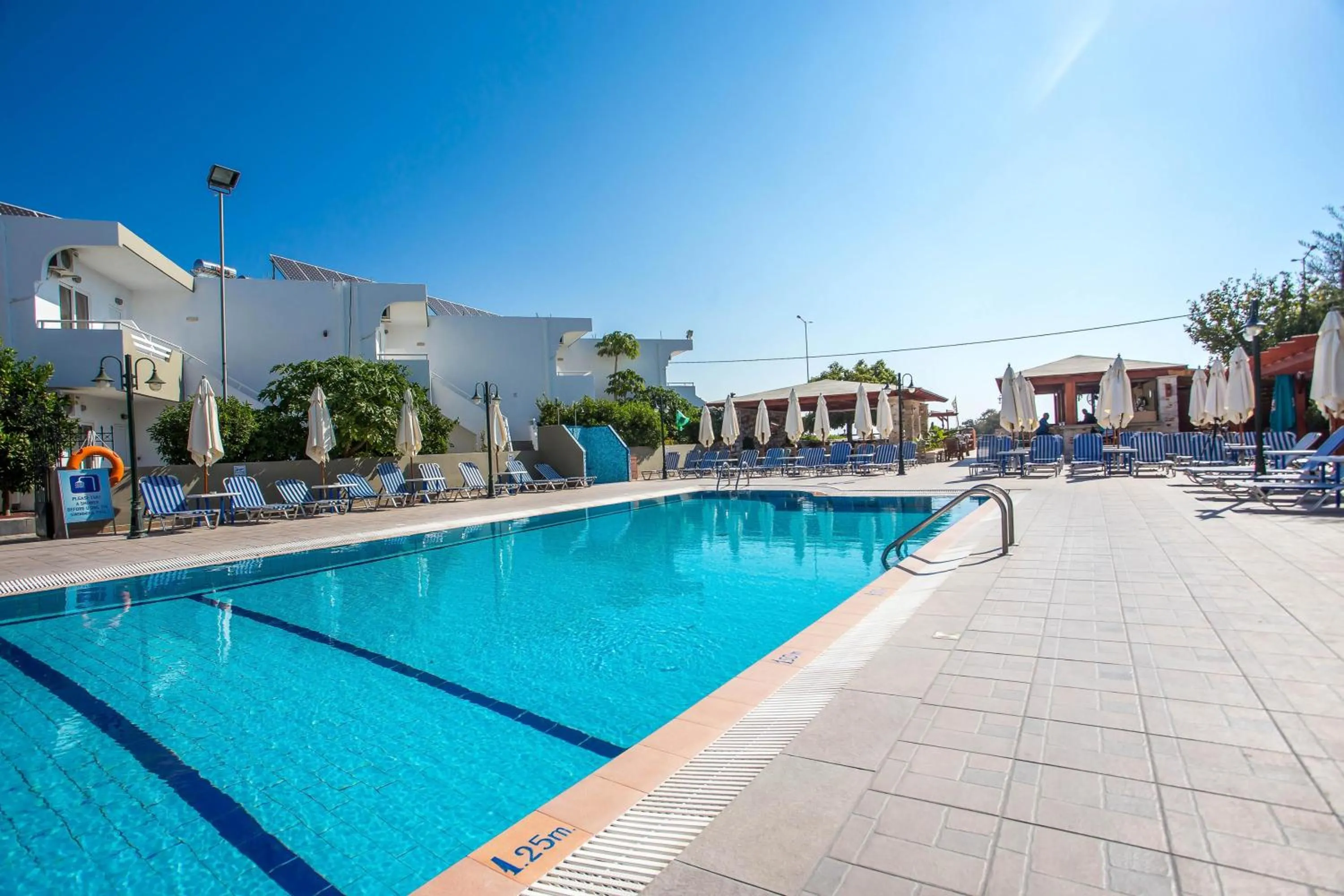 Swimming pool in Georgia Plus - All Inclusive